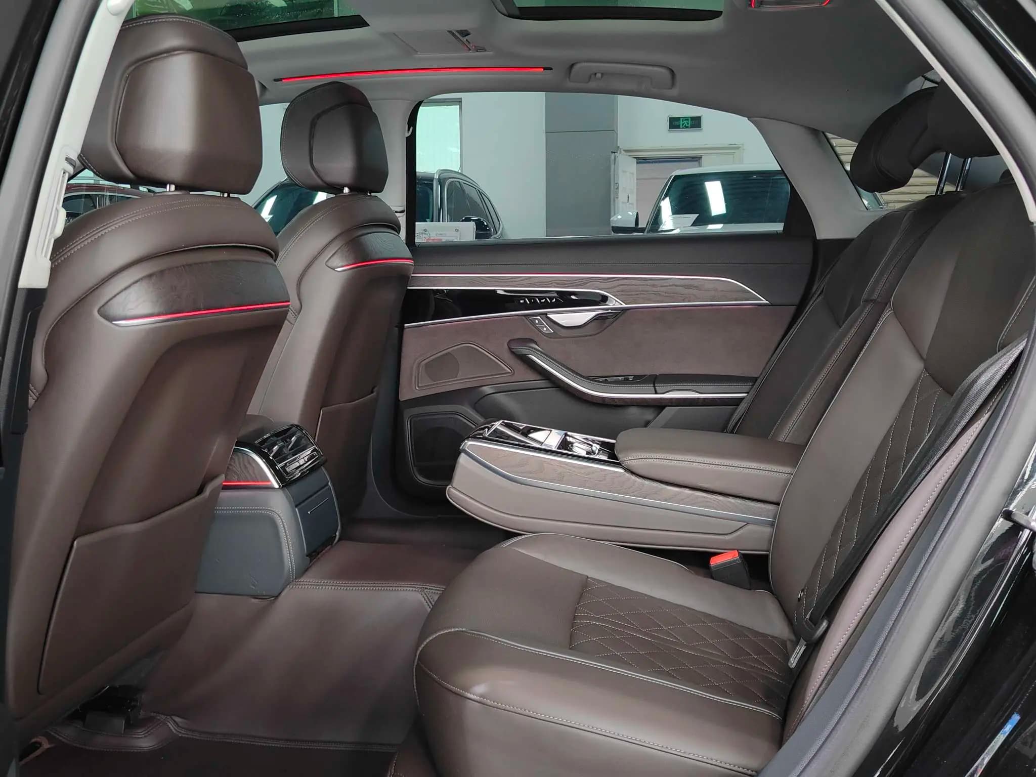 Audi A8 2023 г. 36049 км. — фото 15