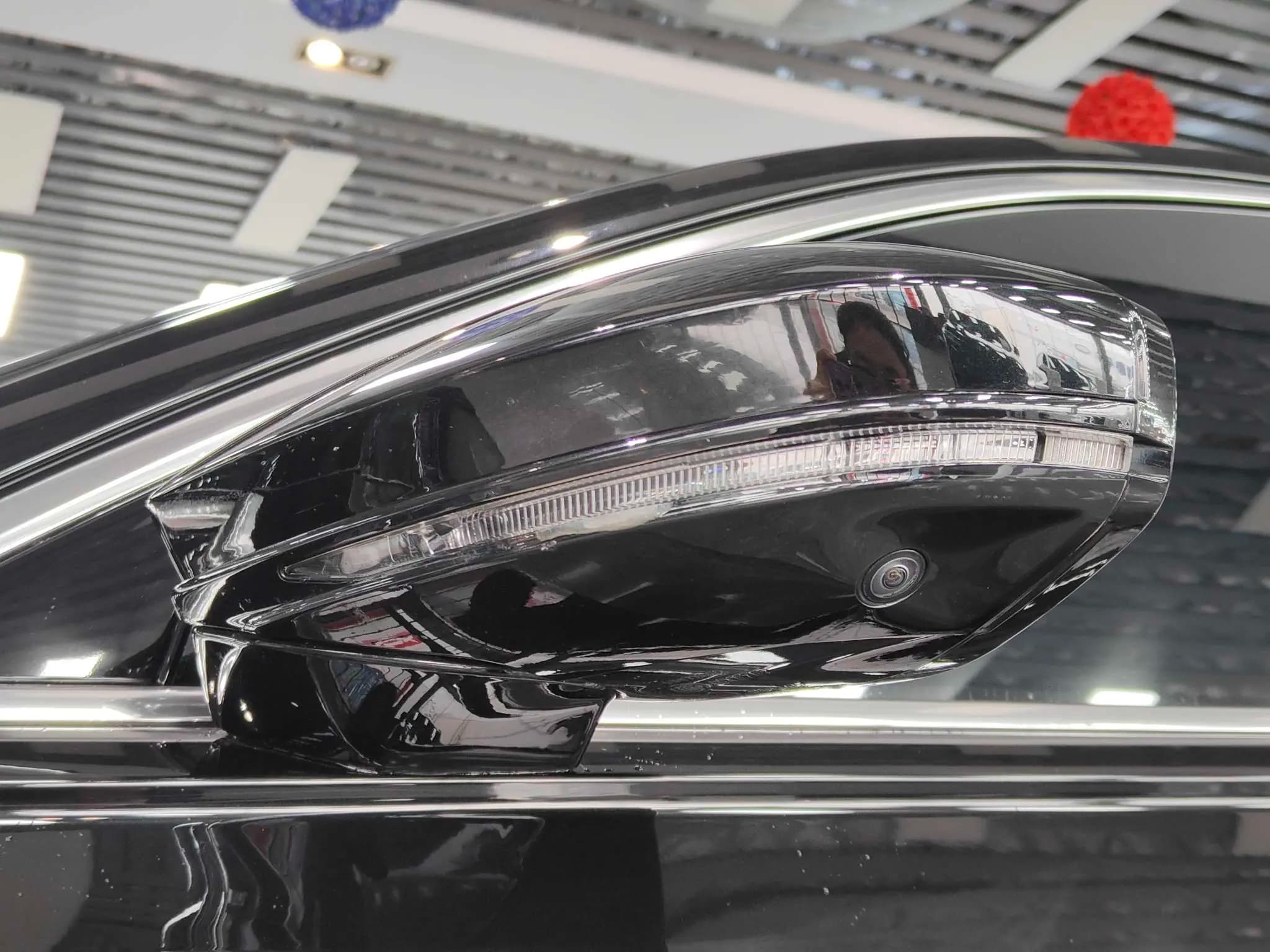 Audi A8 2023 г. 36049 км. — фото 8