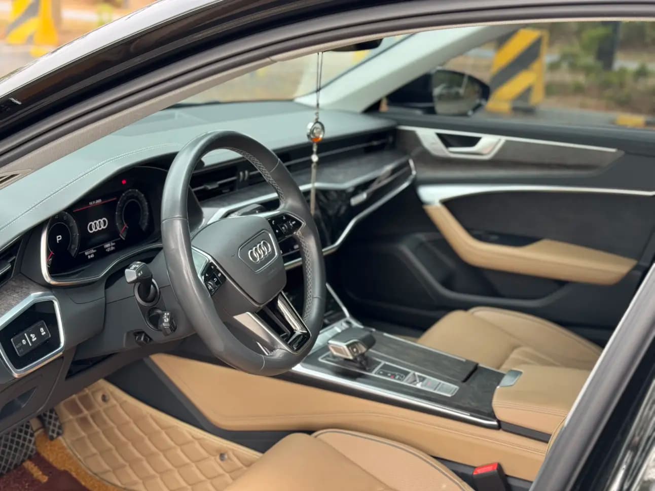 Audi A6L 2022 г. 93063 км. — фото 15