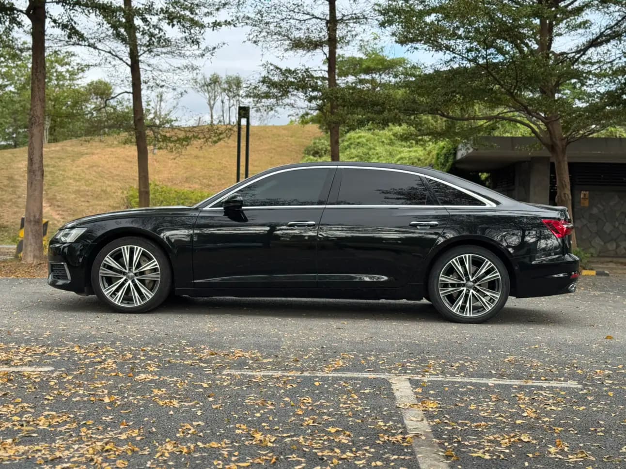 Audi A6L 2022 г. 93063 км. — фото 4