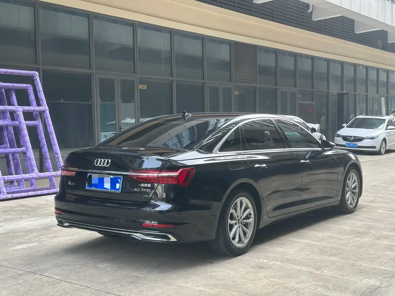 Audi A6L 2023 г. 94144 км. — фото 5