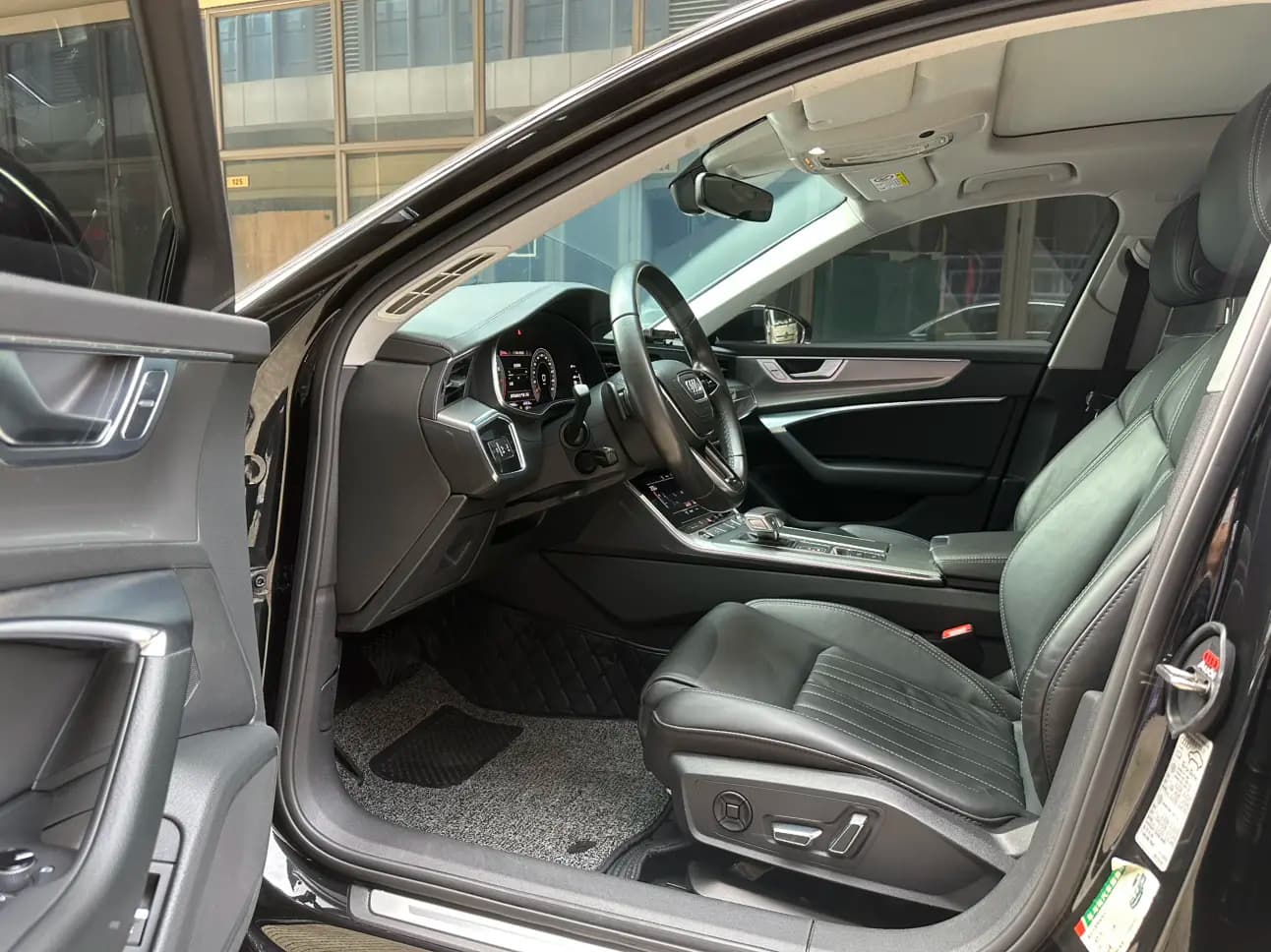 Audi A6L 2023 г. 94144 км. — фото 6