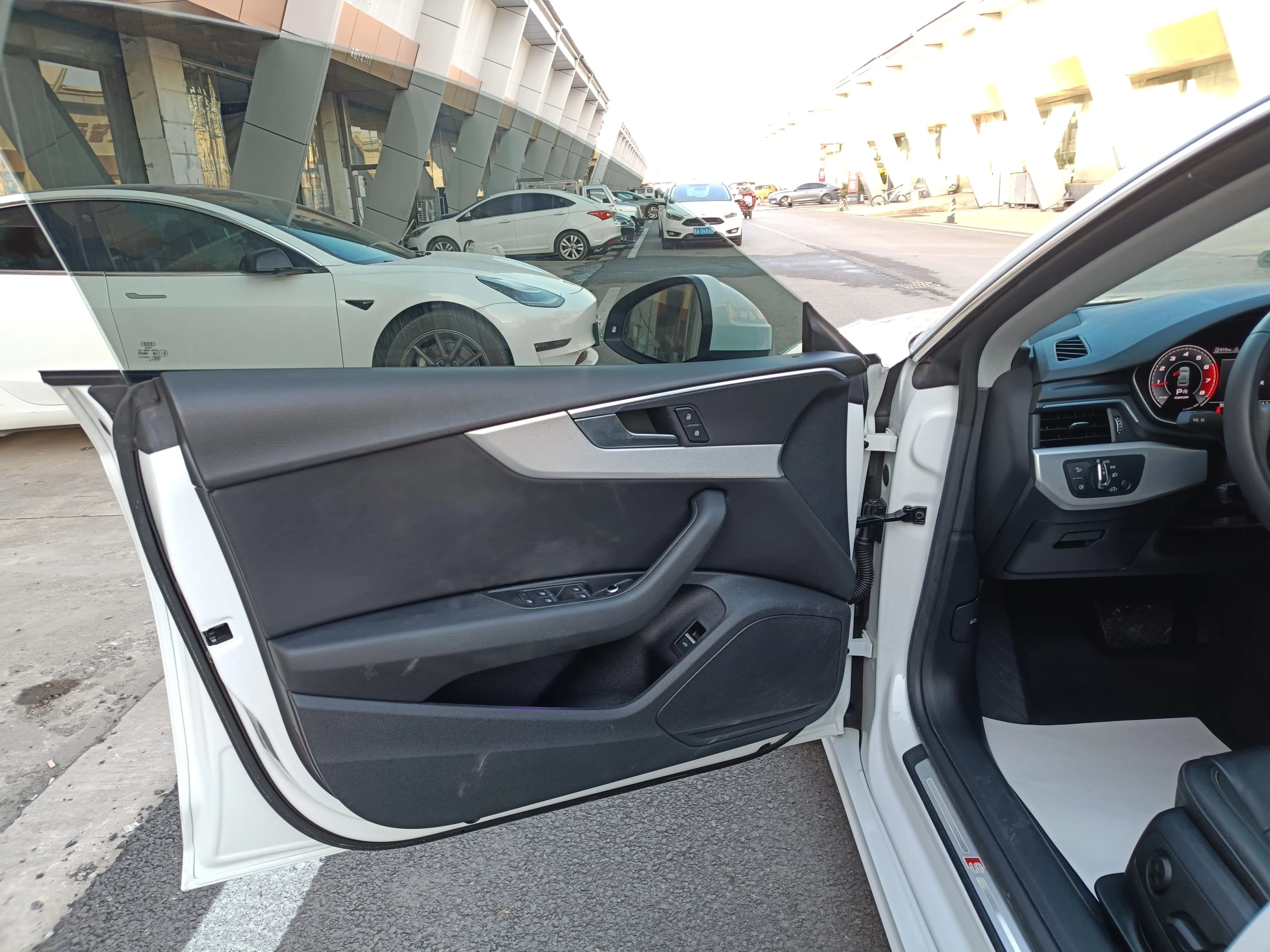 Audi A5 2021 г. 39606 км. — фото 15