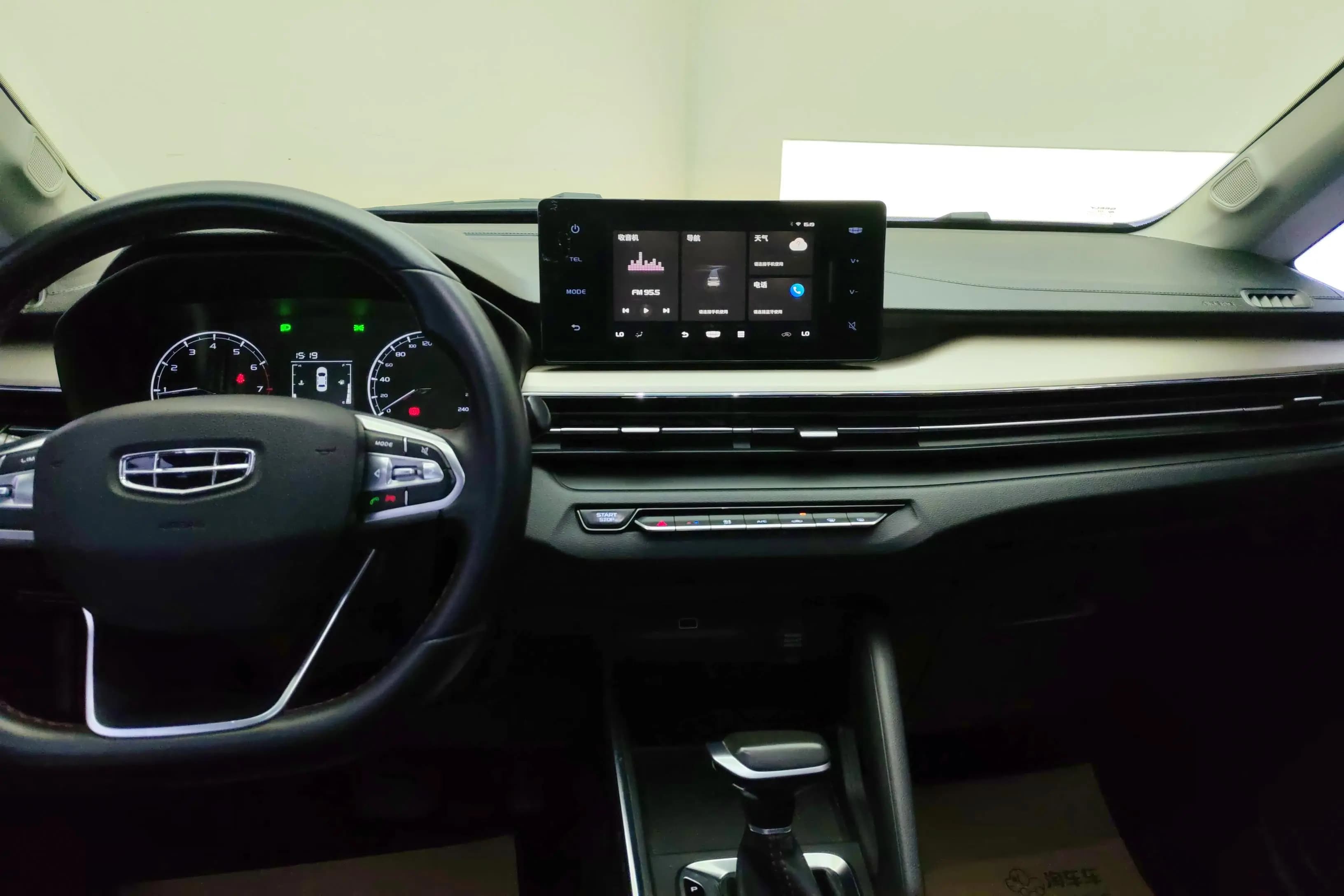 Geely Vision X3 2022 г. 13015 км. — фото 12