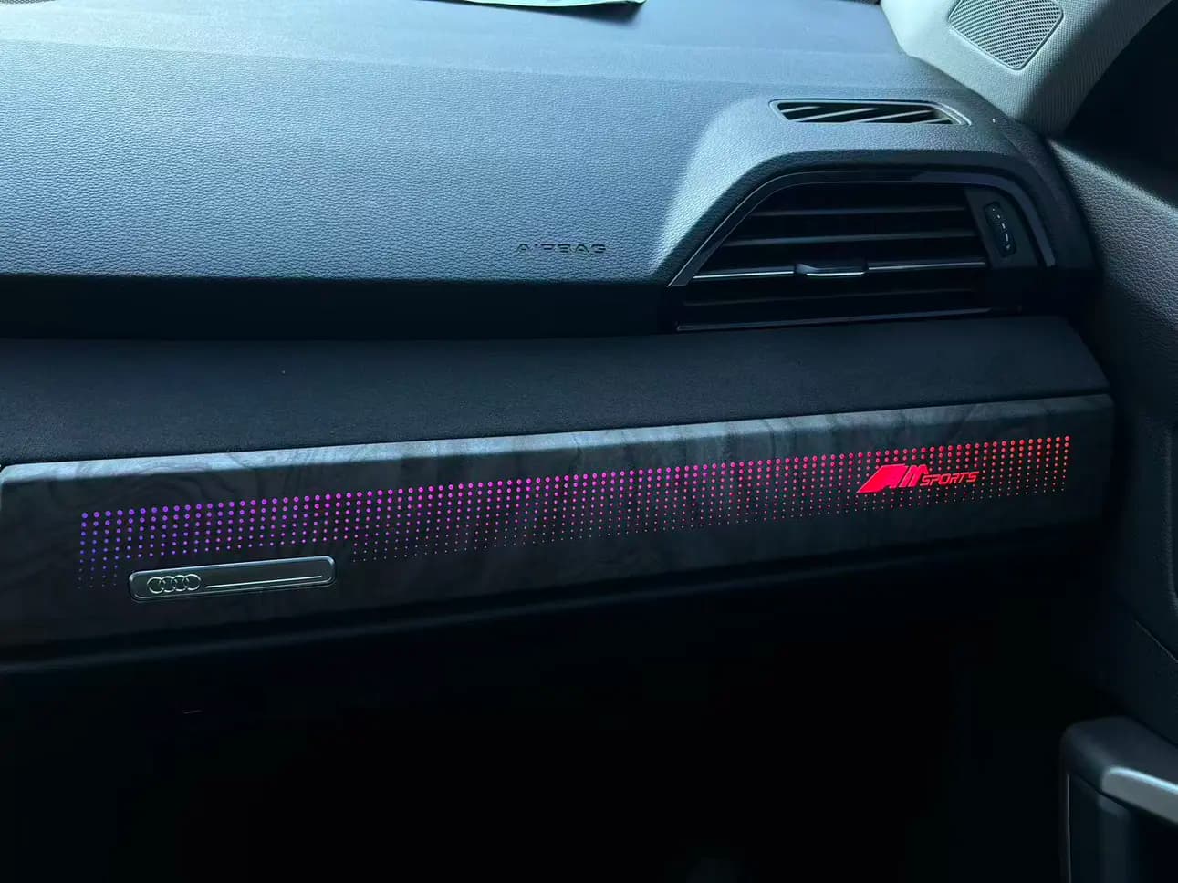 Audi Q3 2023 г. 39000 км. — фото 7