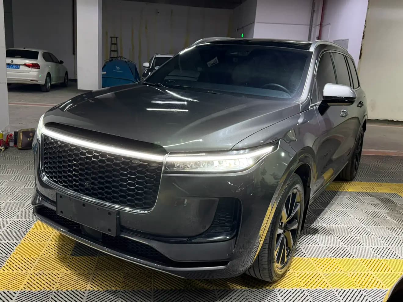 Lixiang ONE 2021 г. 90036 км.