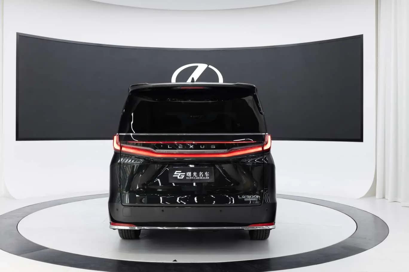 Lexus LM 2024 г. 9380 км. — фото 5
