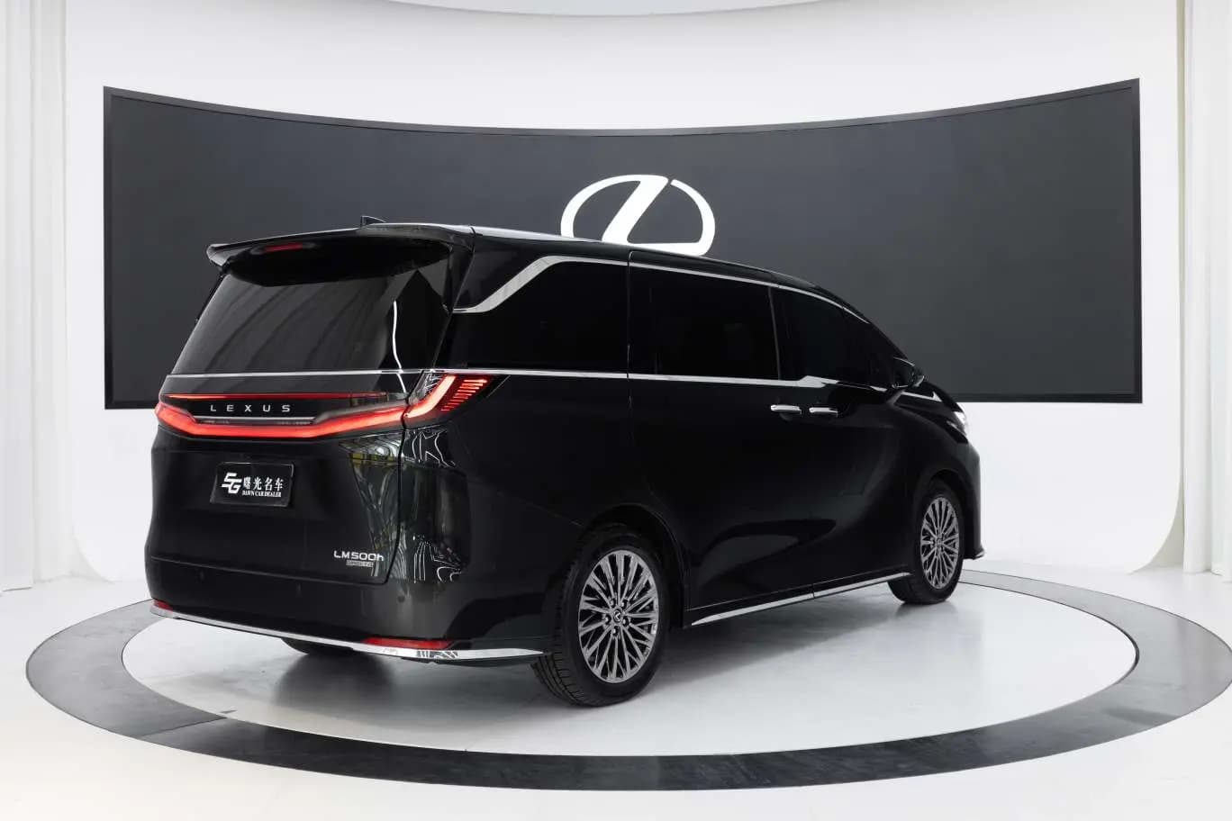 Lexus LM 2024 г. 9380 км. — фото 6