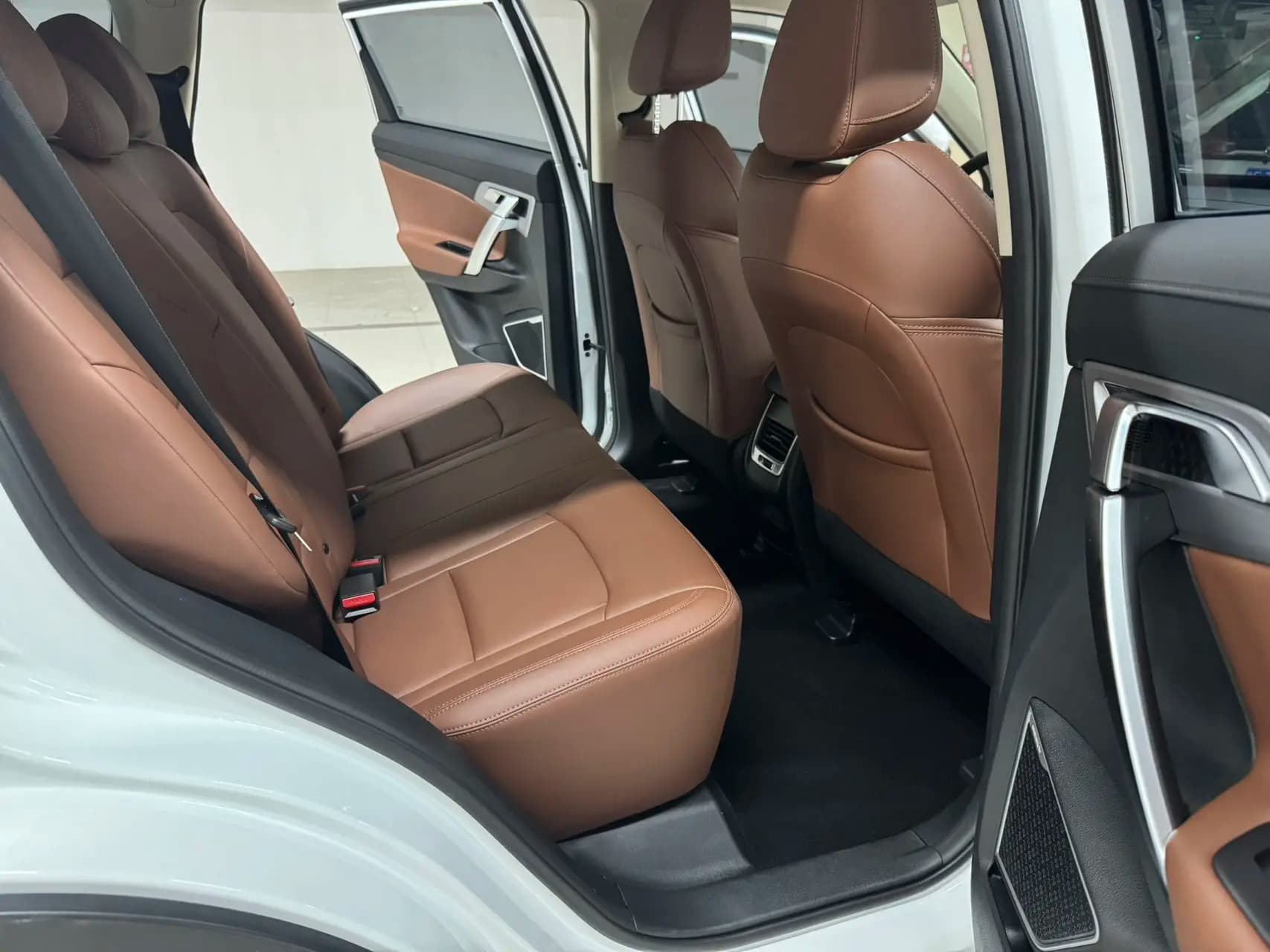 Geely Atlas 2022 г. 9009 км. — фото 17