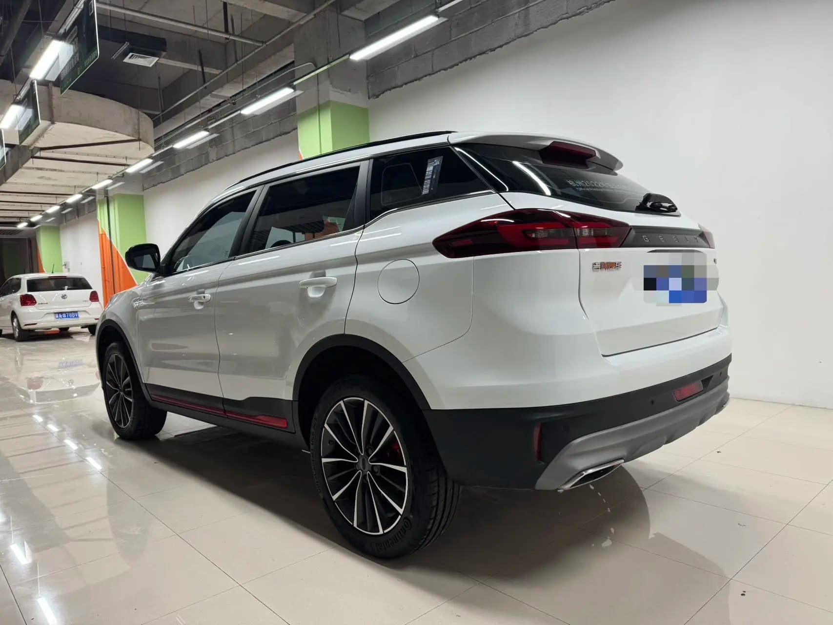 Geely Atlas 2022 г. 9009 км. — фото 4