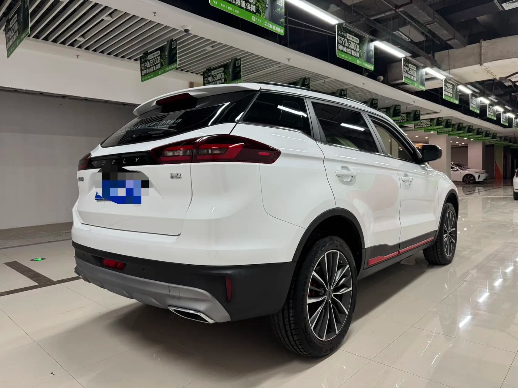 Geely Atlas 2022 г. 9009 км. — фото 6