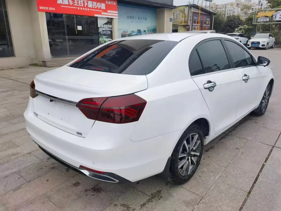 Geely Emgrand 2021 г. 60106 км. — фото 6