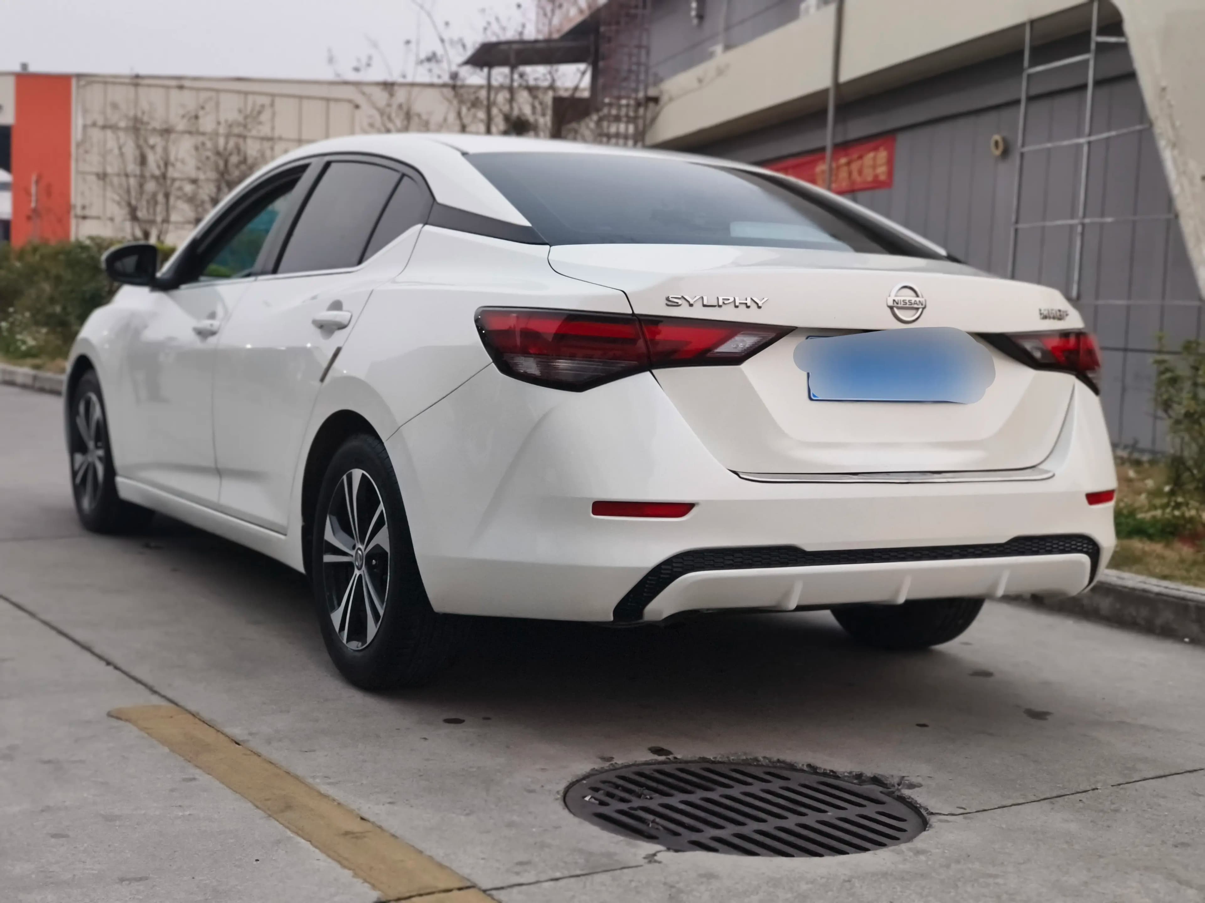 Nissan Sylphy 2021 г. 72105 км. — фото 4