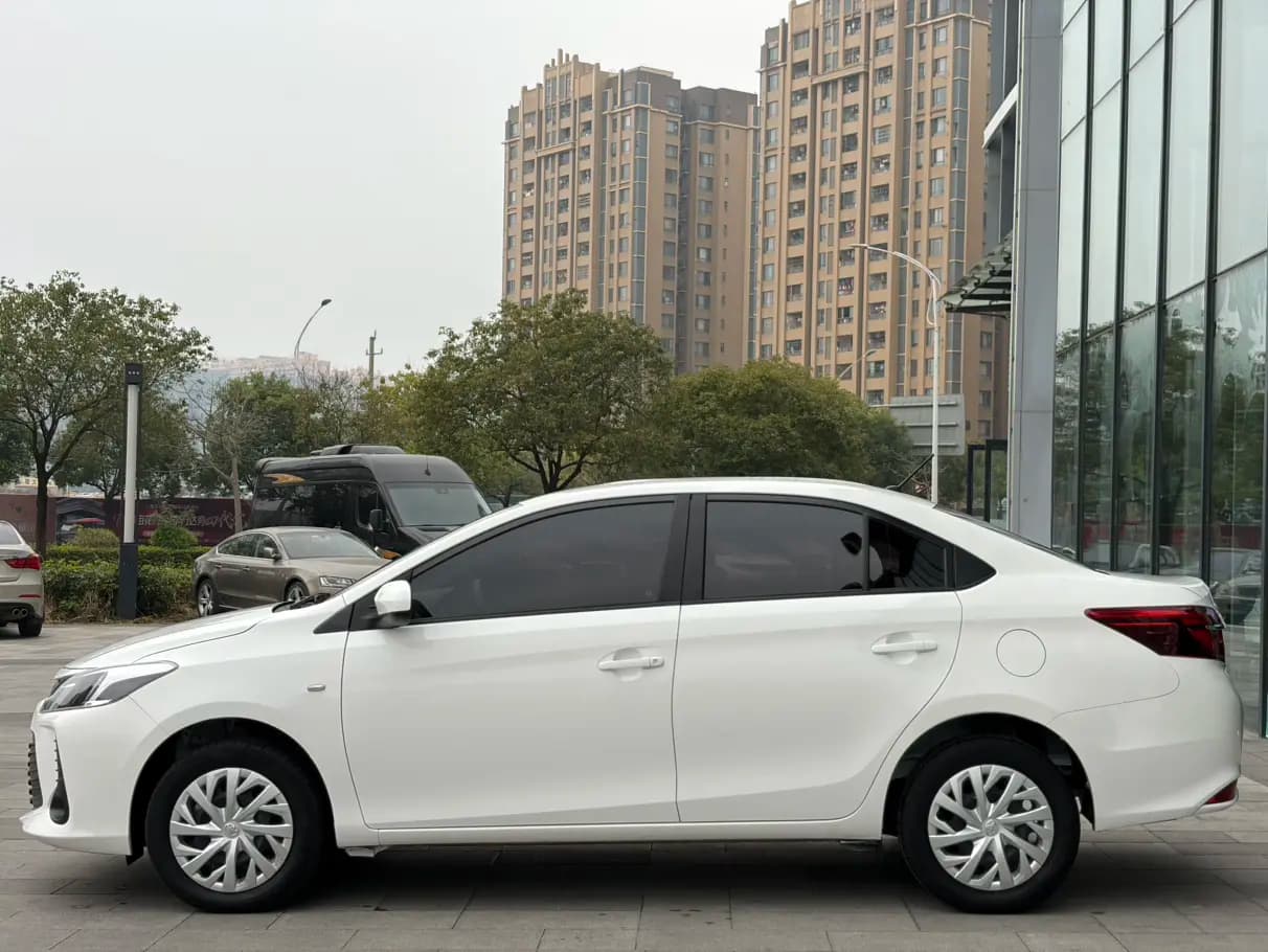 Toyota Vios 2022 г. 95066 км. — фото 4