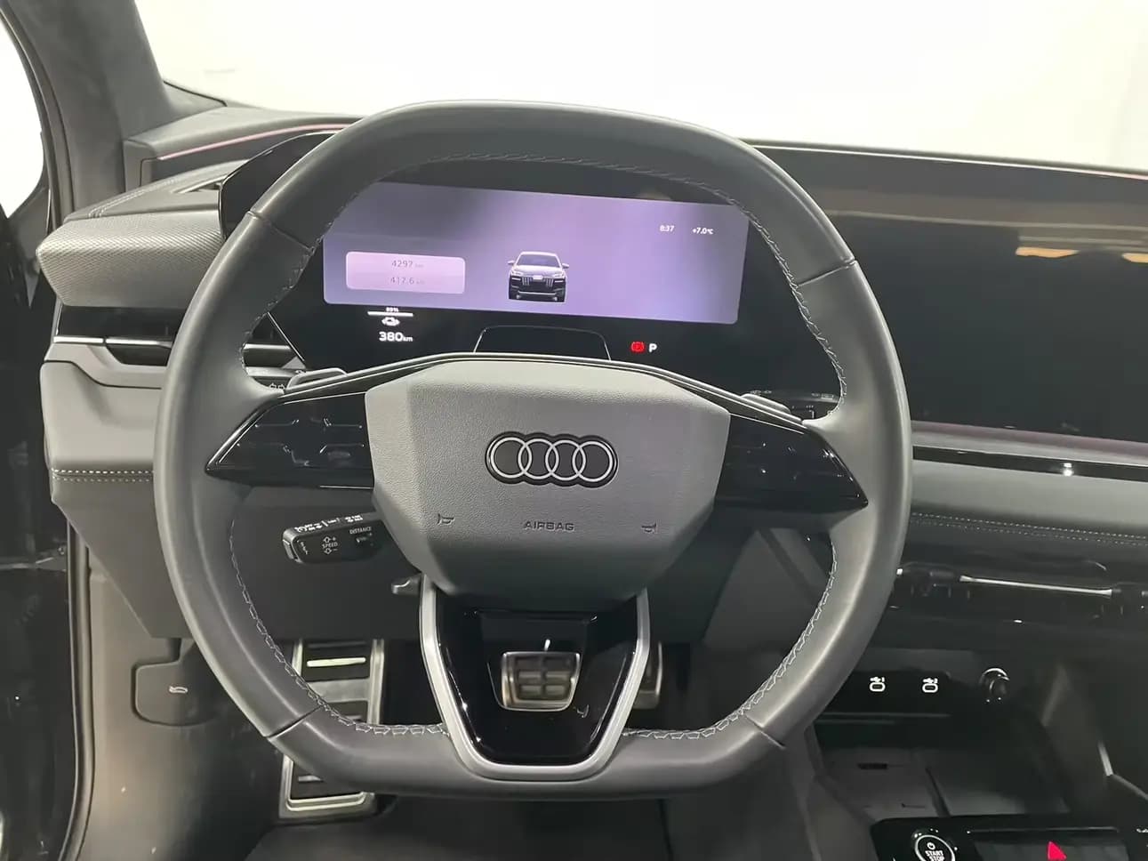 Audi Q6L e-tron 2025 г. 4252 км. — фото 13