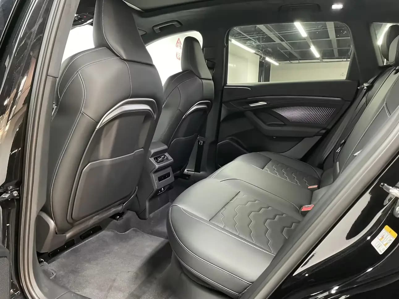 Audi Q6L e-tron 2025 г. 4252 км. — фото 16