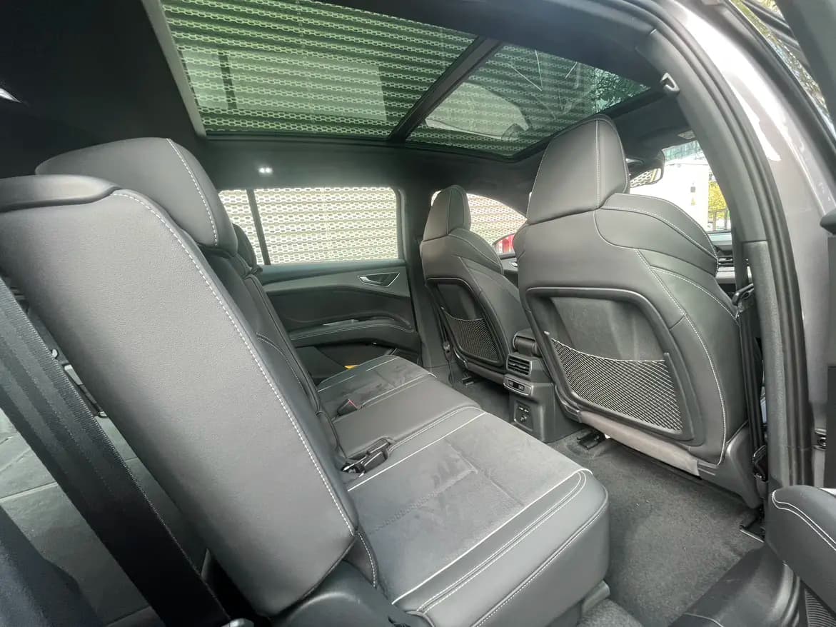 Audi Q5 e-tron 2024 г. 9056 км. — фото 12