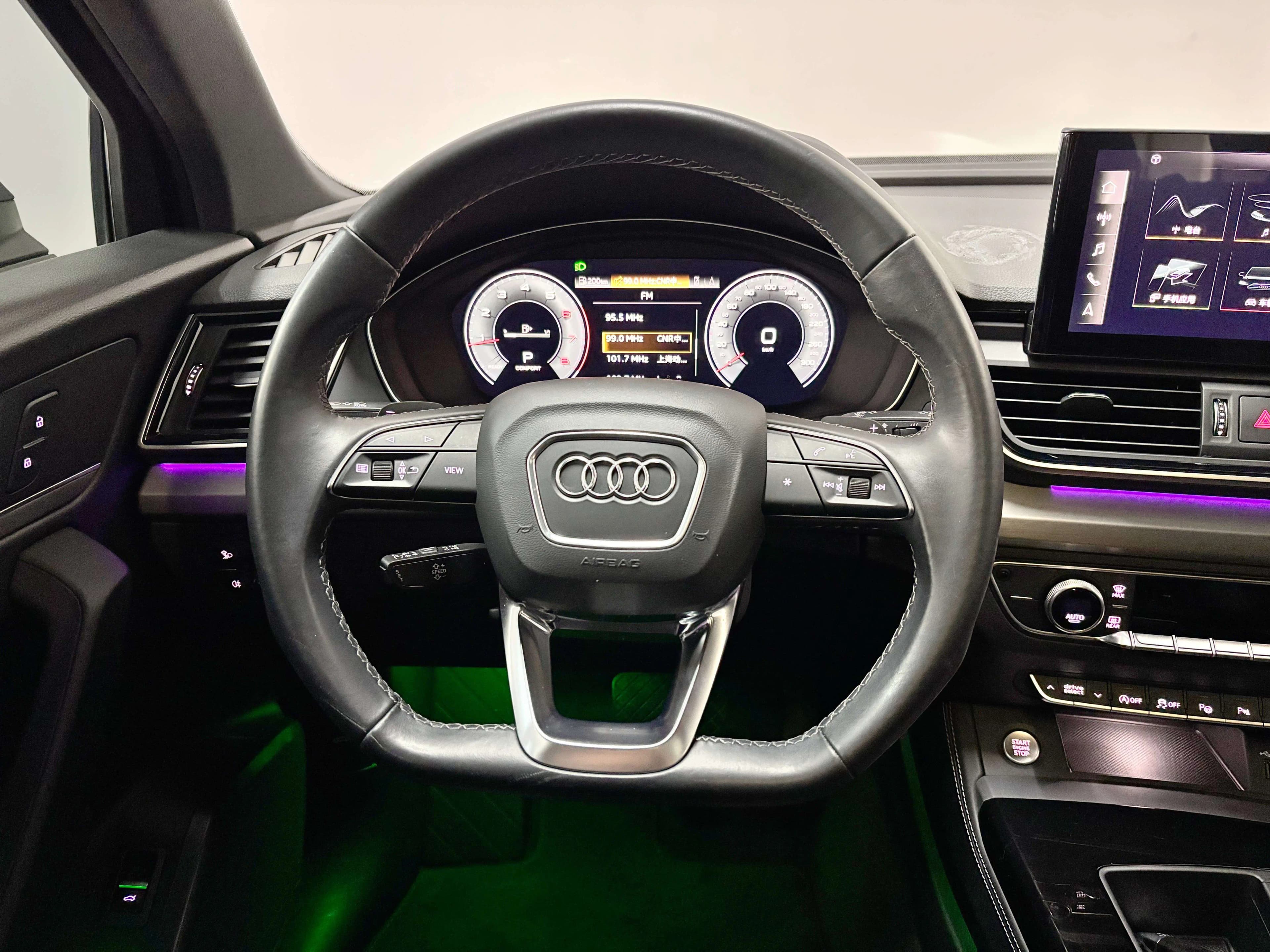 Audi Q5L Sportback 2021 г. 52848 км. — фото 11