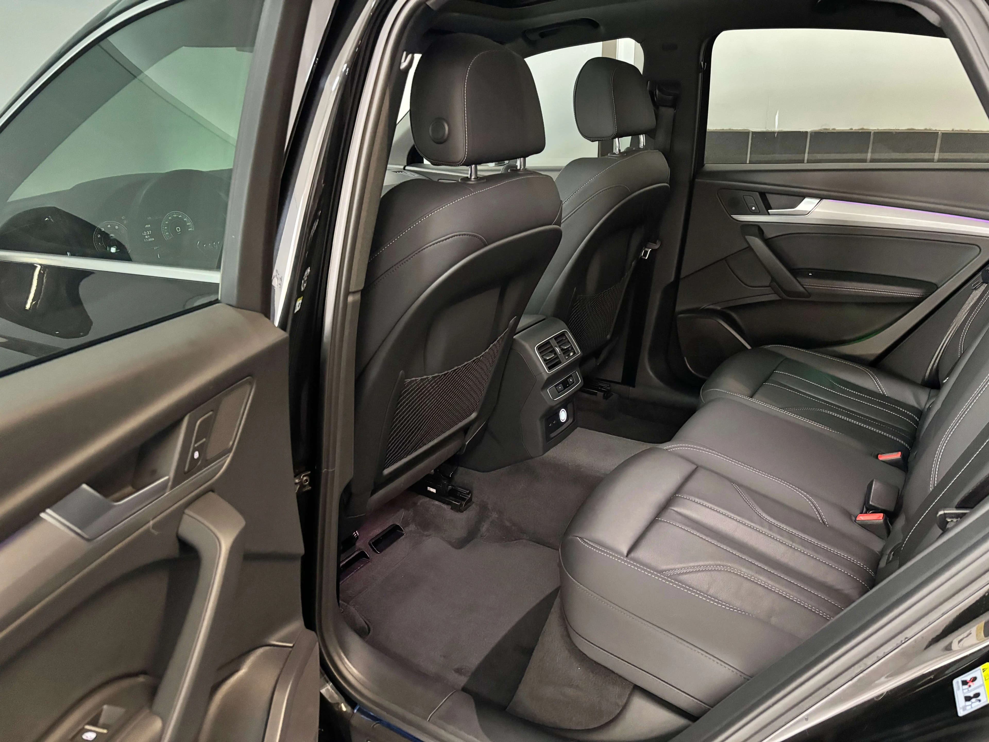 Audi Q5L Sportback 2021 г. 52848 км. — фото 13