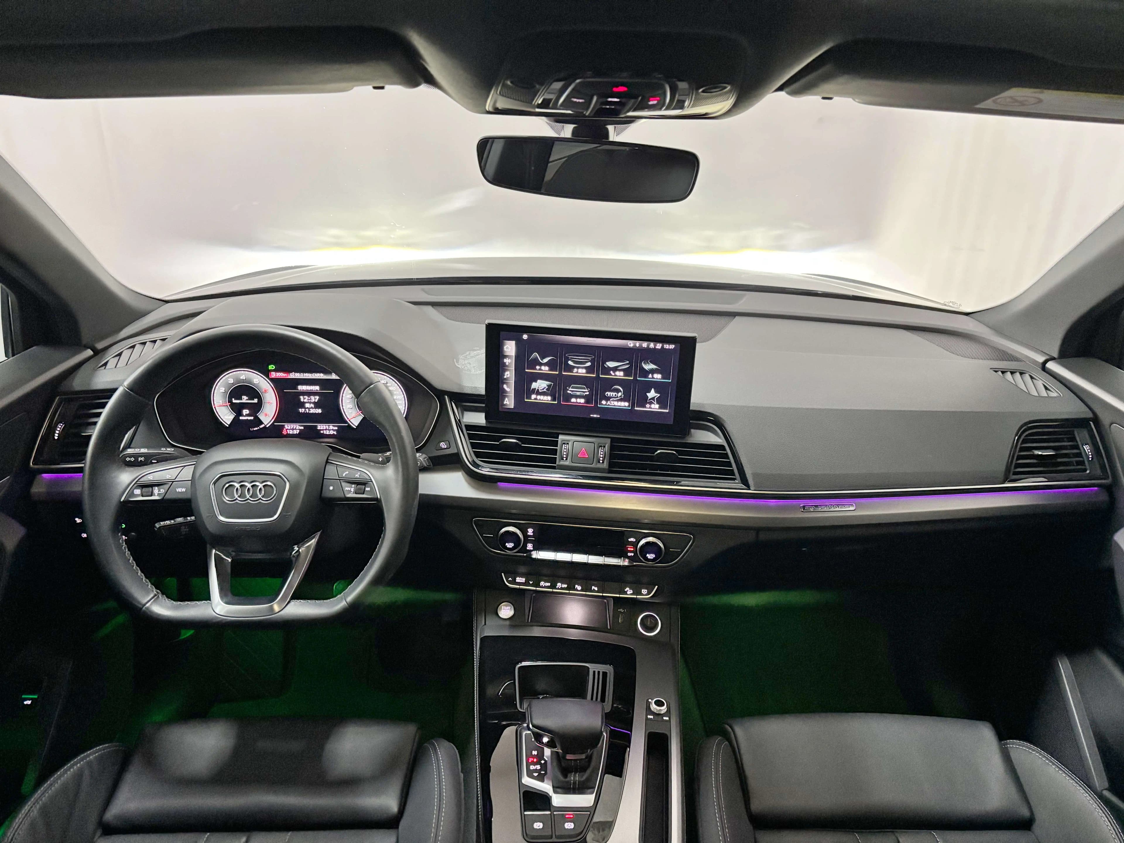 Audi Q5L Sportback 2021 г. 52848 км. — фото 9