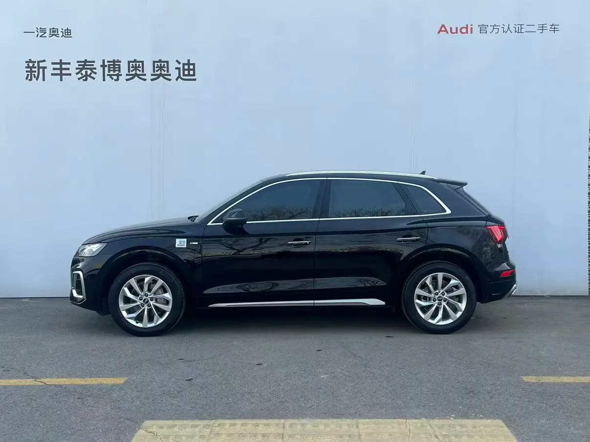 Audi Q5L 2023 г. 26068 км. — фото 3