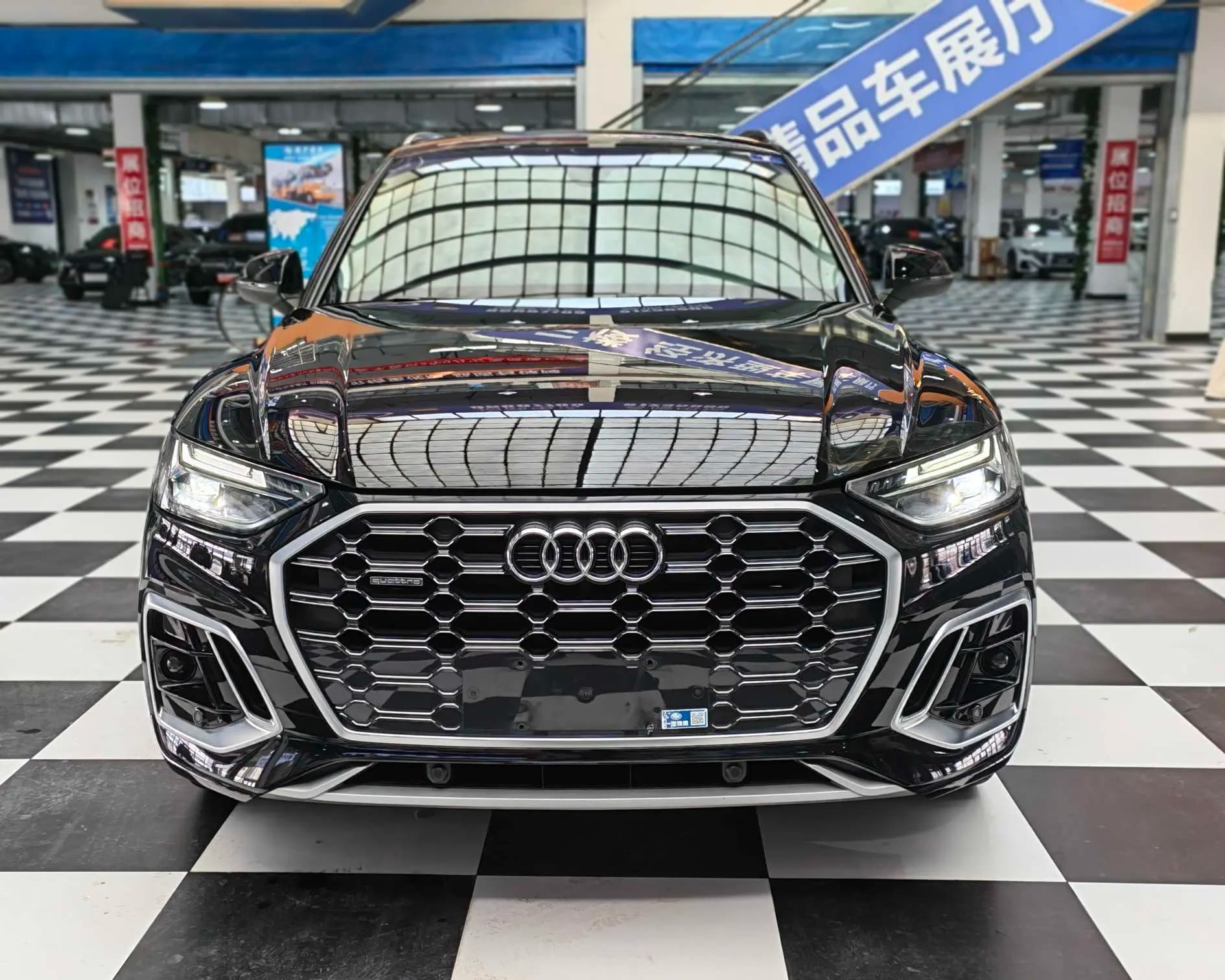 Audi Q5L 2021 г. 60087 км. — фото 2