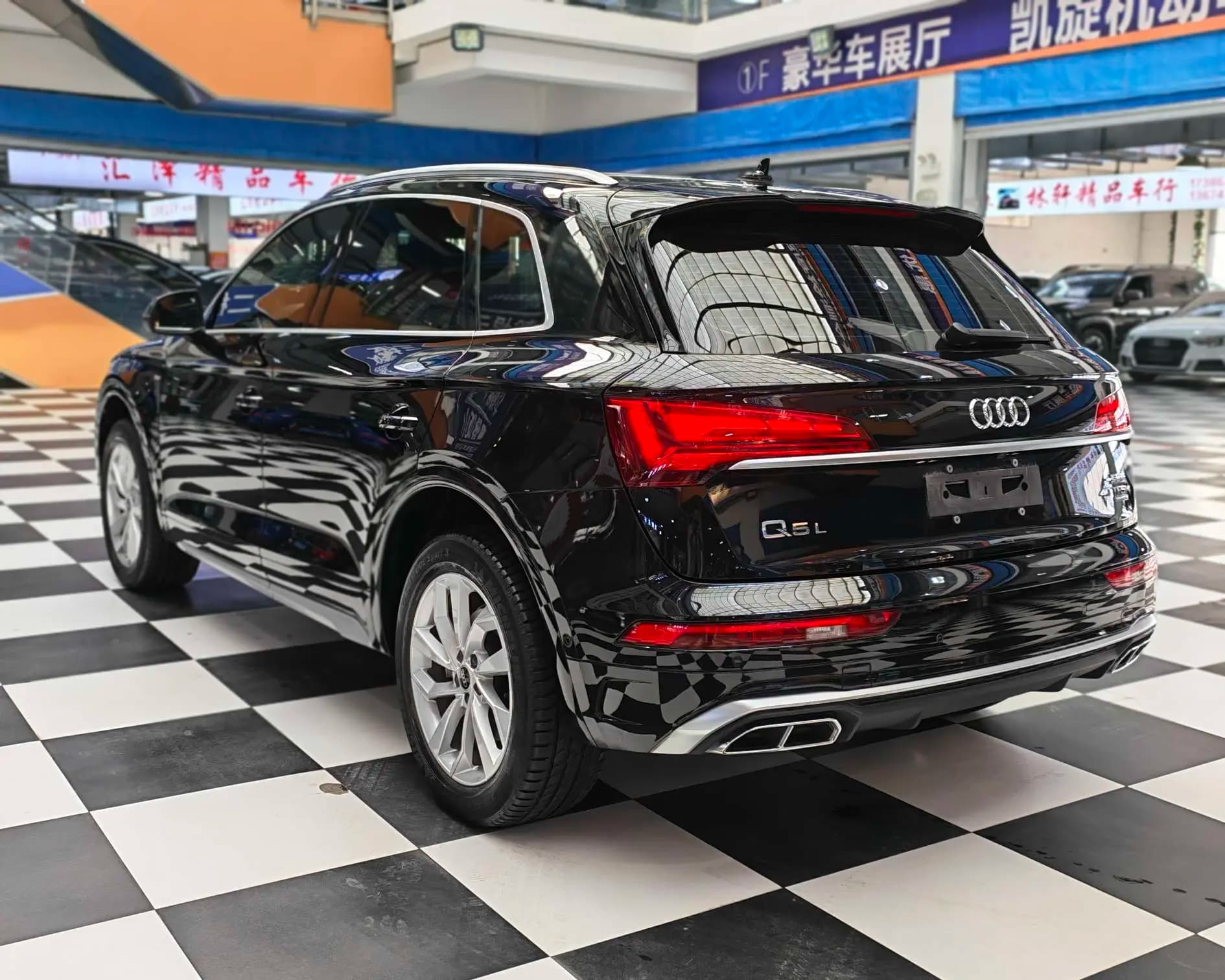 Audi Q5L 2021 г. 60087 км. — фото 4