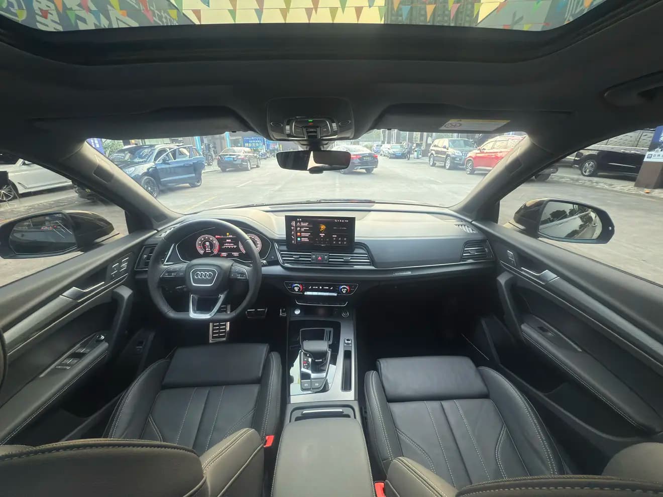 Audi Q5L 2024 г. 17147 км. — фото 16