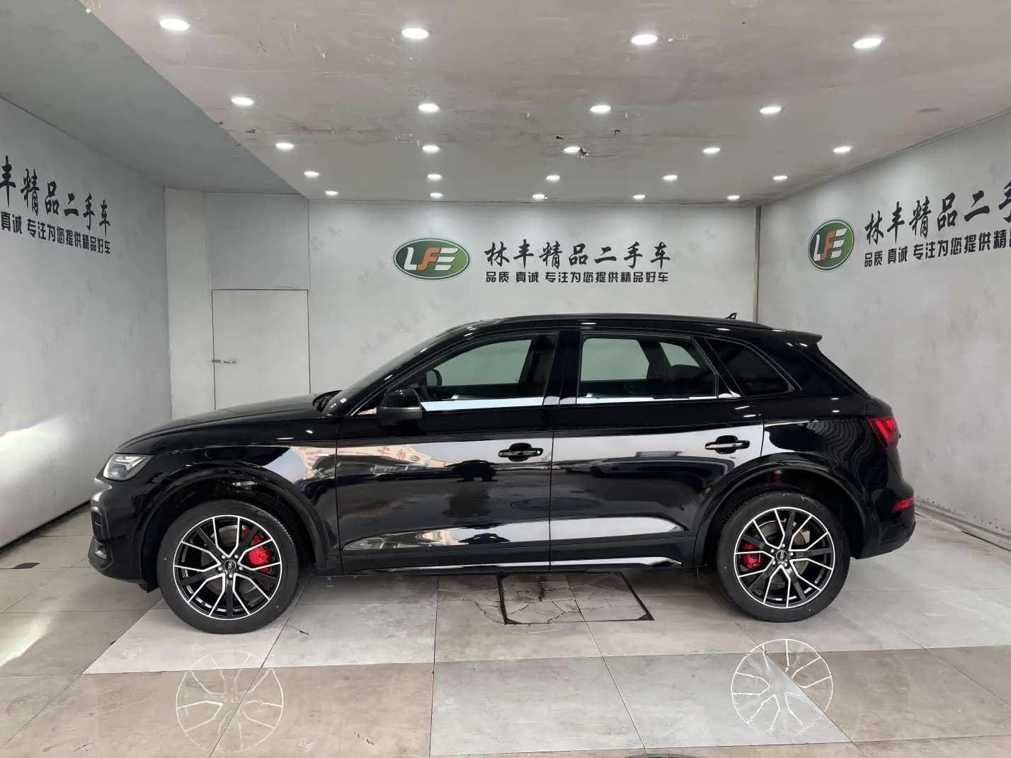 Audi Q5L 2025 г. 1119 км. — фото 4