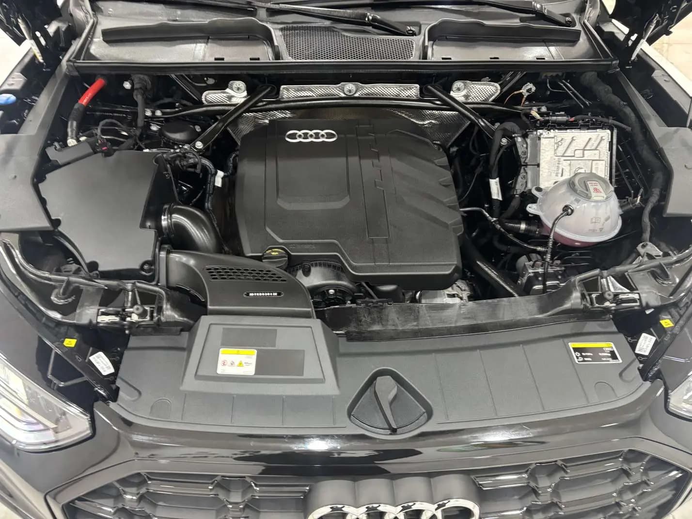 Audi Q5L 2025 г. 1119 км. — фото 8