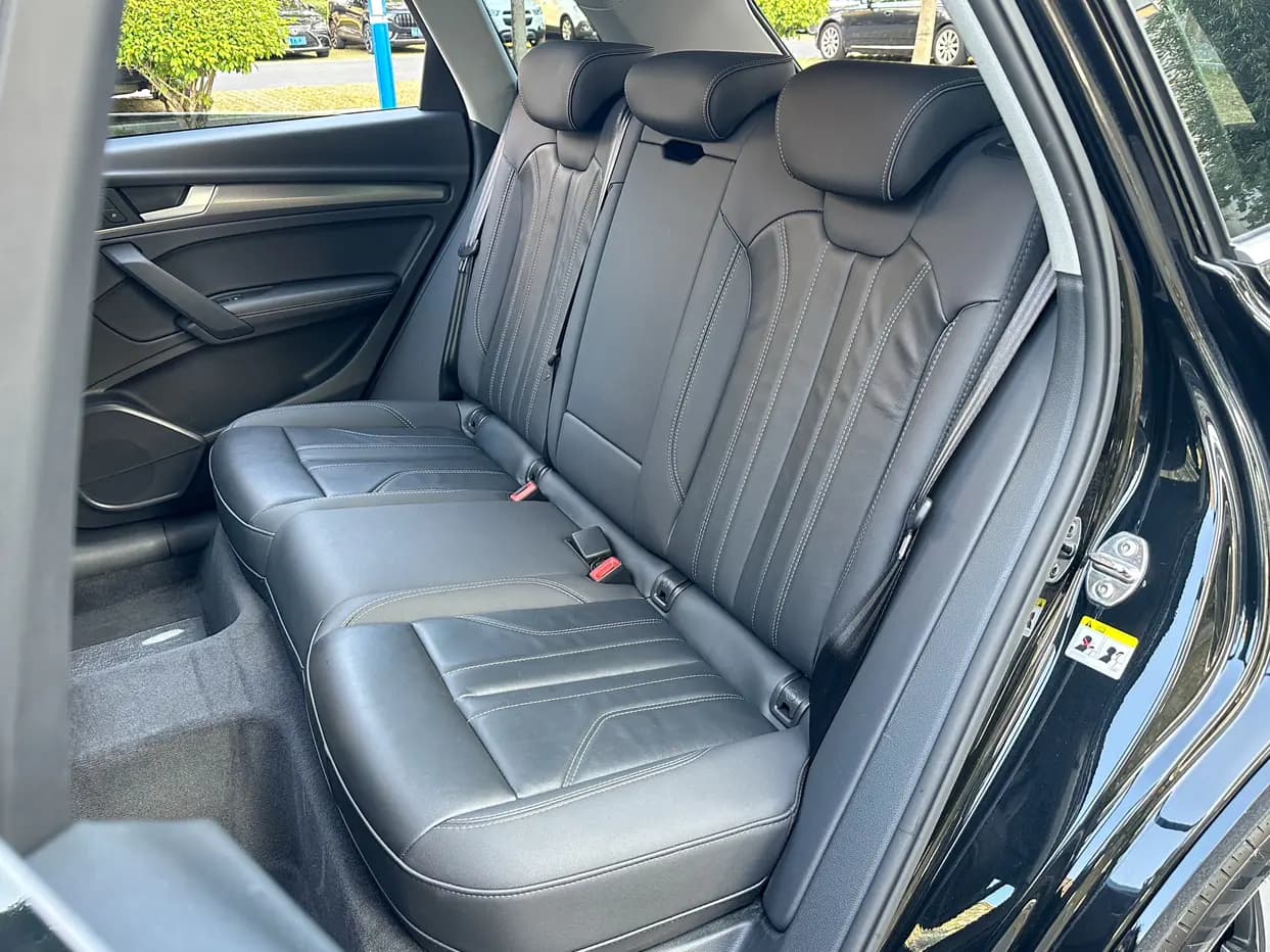 Audi Q5L 2022 г. 94017 км. — фото 25