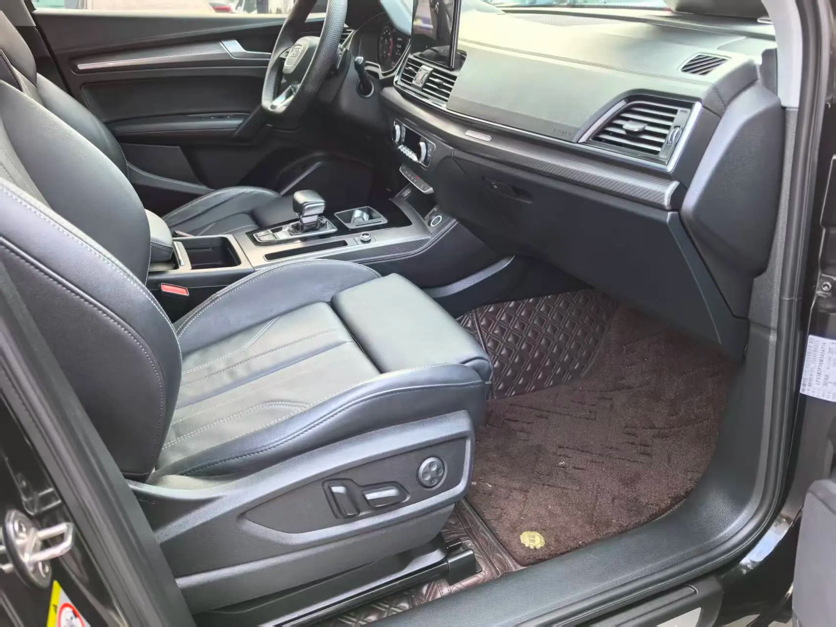 Audi Q5L 2021 г. 85036 км. — фото 7