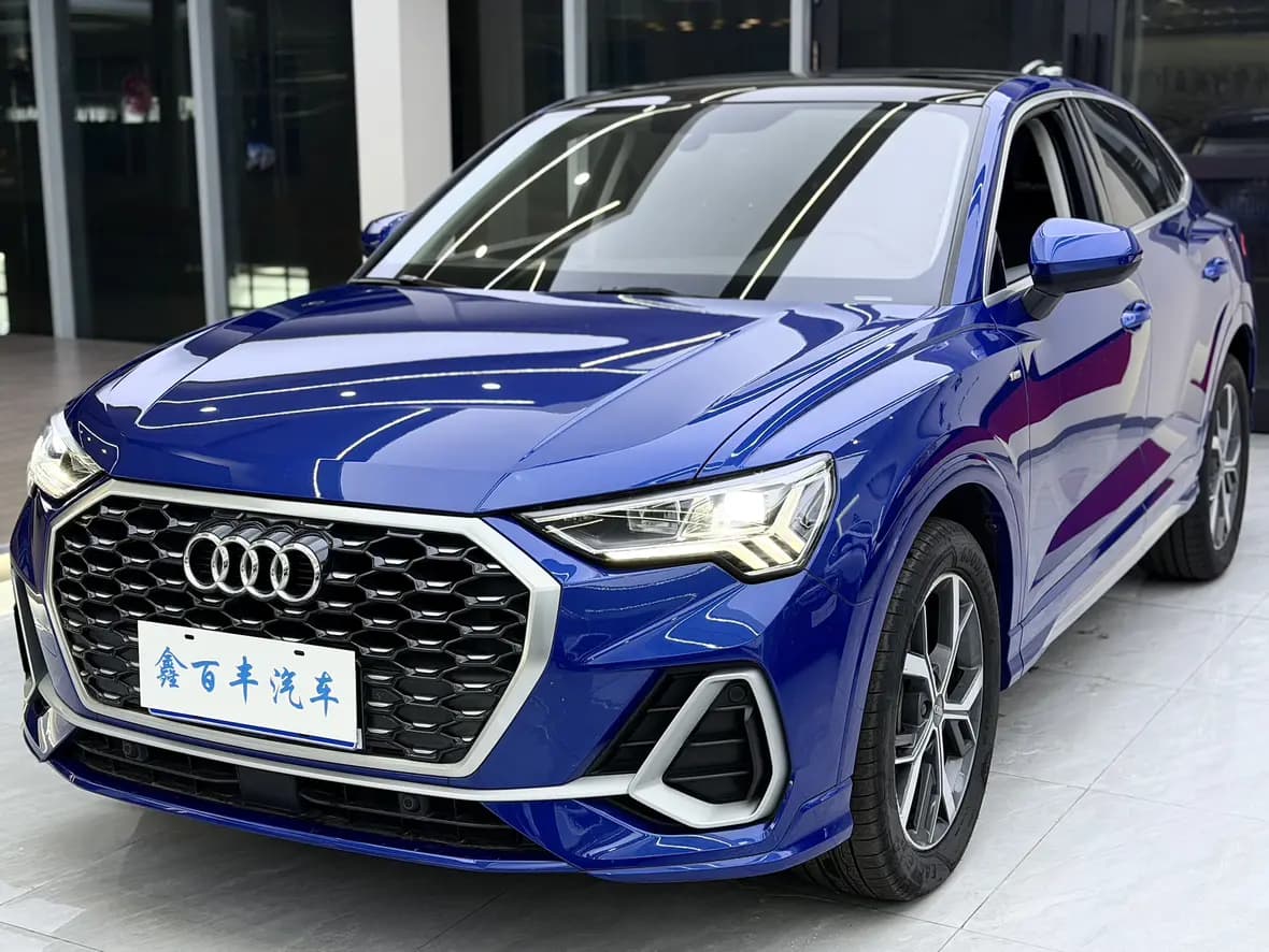 Audi Q3 Sportback 2021 г. 72020 км.