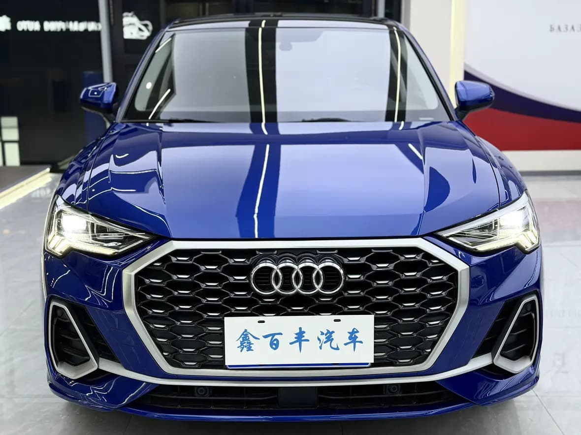 Audi Q3 Sportback 2021 г. 72020 км. — фото 2