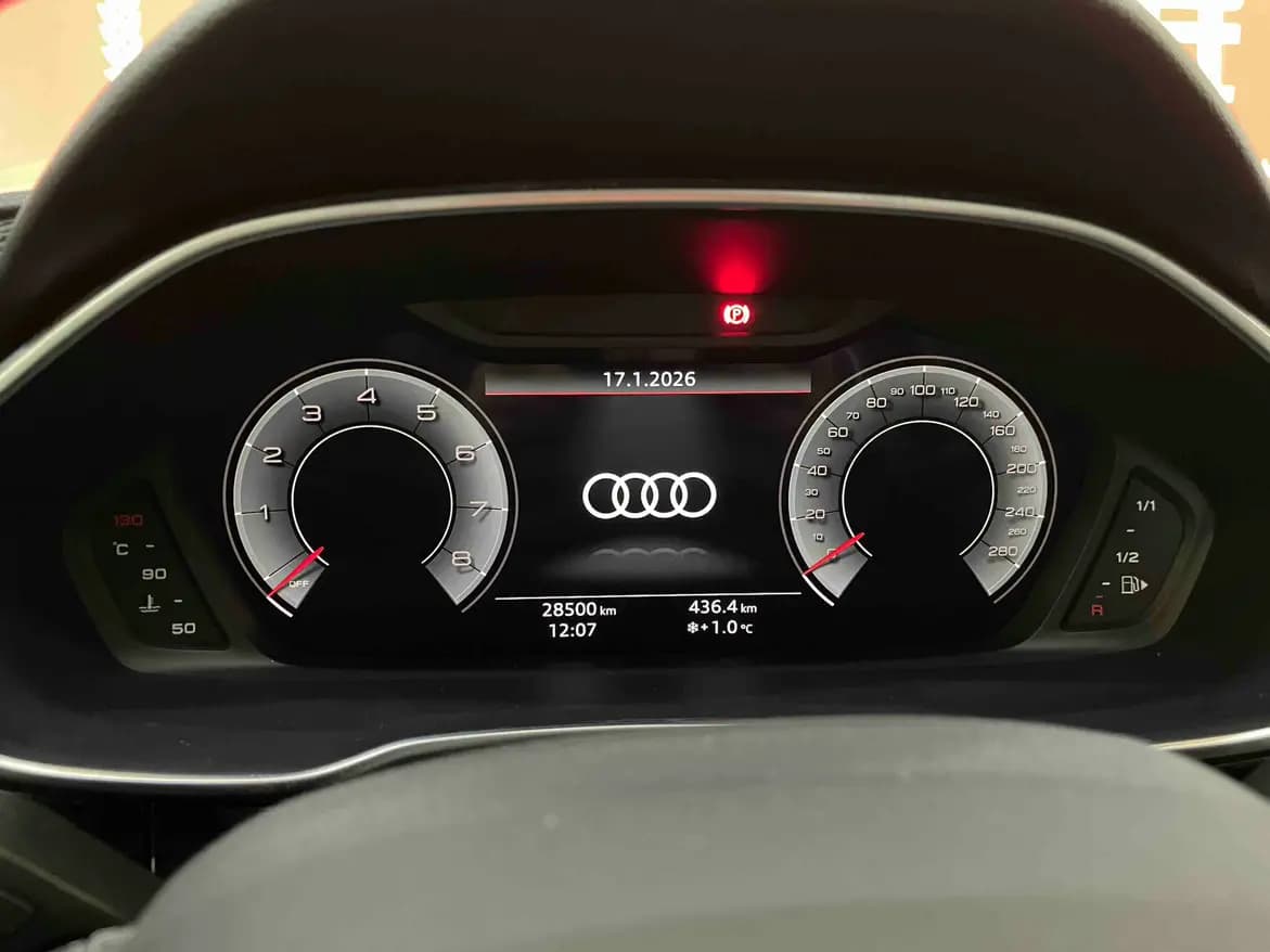 Audi Q3 2022 г. 28600 км. — фото 12