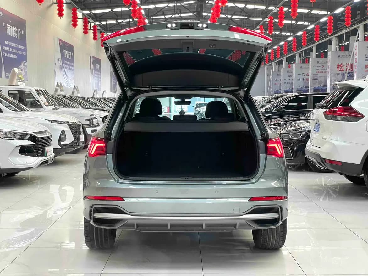 Audi Q3 2022 г. 28600 км. — фото 16