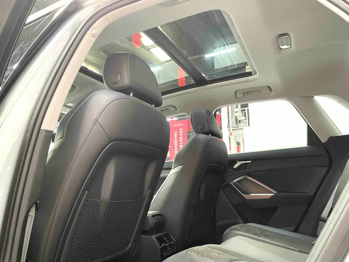 Audi Q3 2022 г. 28600 км. — фото 17