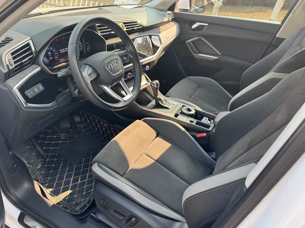 Audi Q3 2021 г. 51000 км. — фото 16