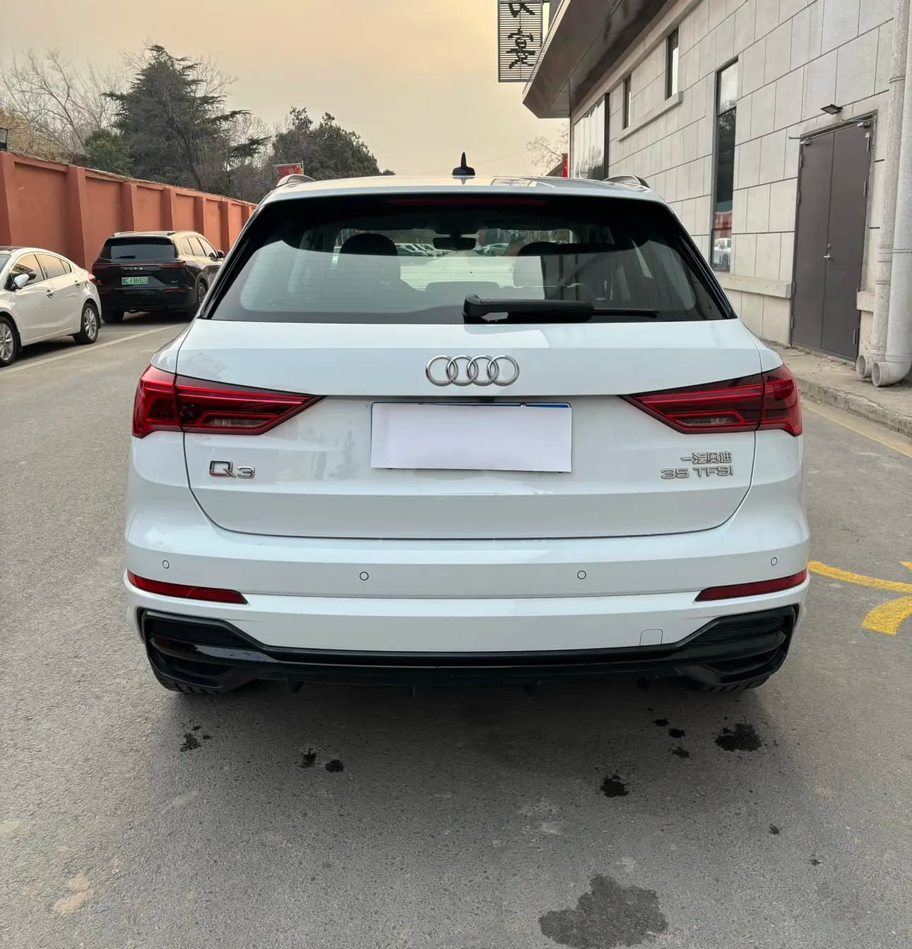 Audi Q3 2023 г. 49000 км. — фото 3