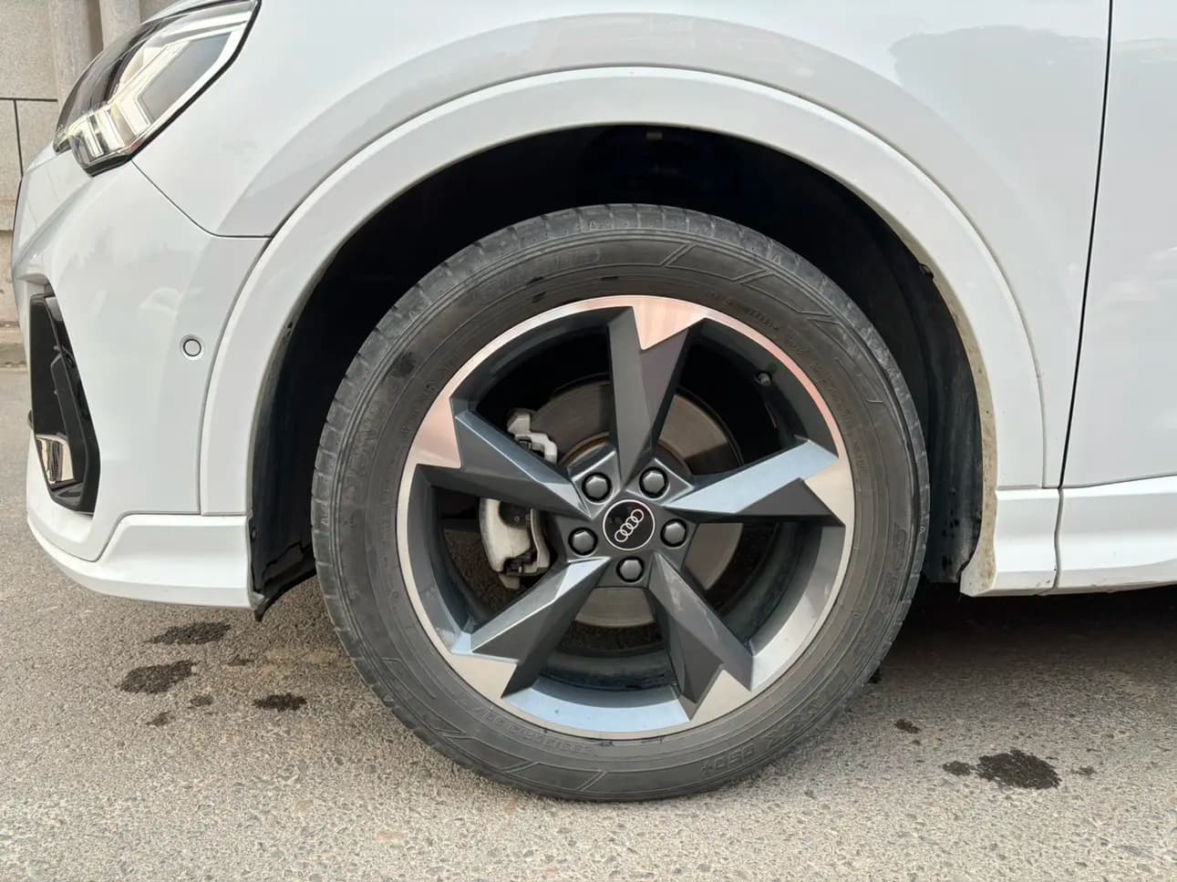 Audi Q3 2023 г. 49000 км. — фото 8