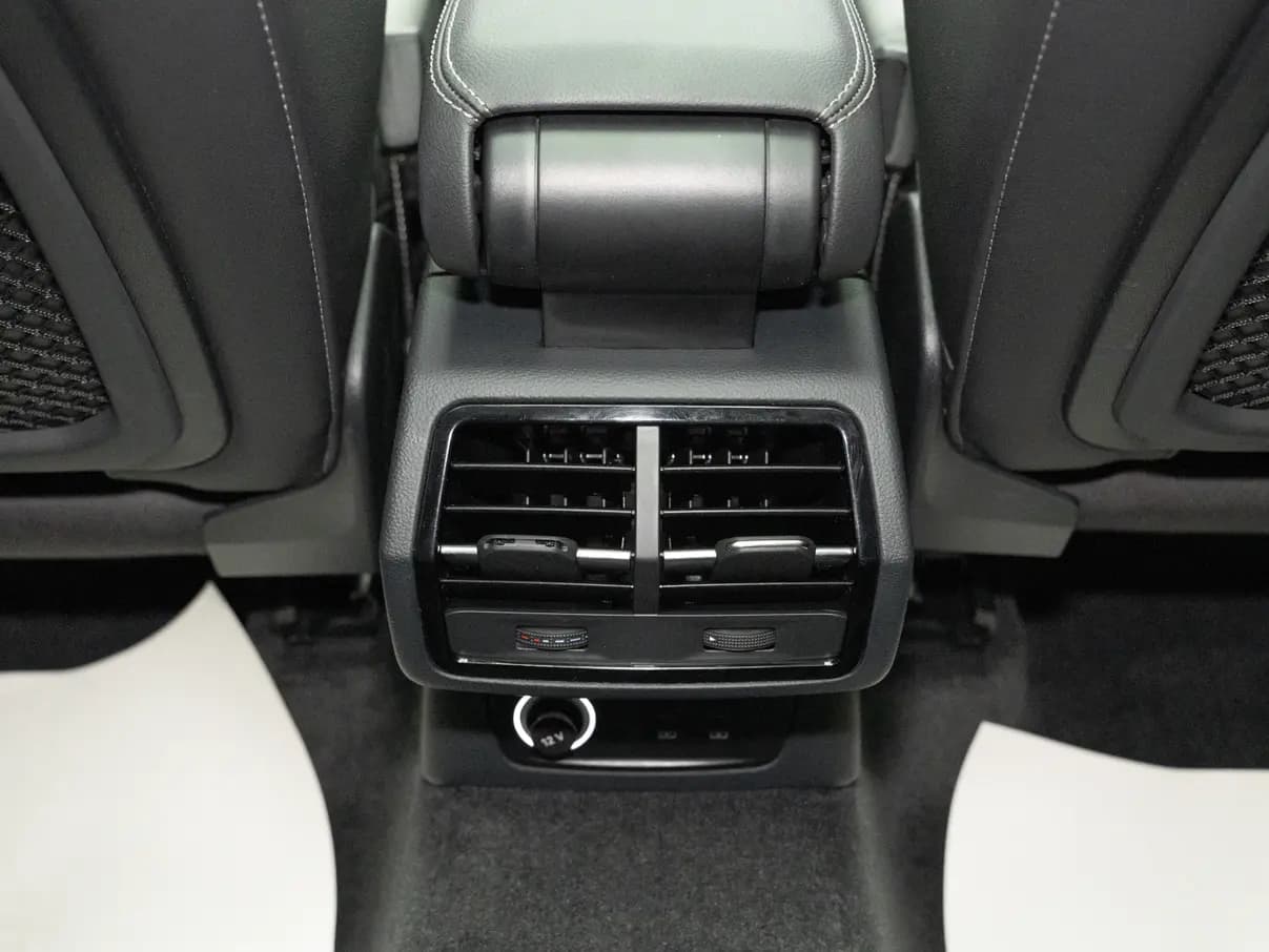 Audi Q3 2023 г. 45000 км. — фото 12