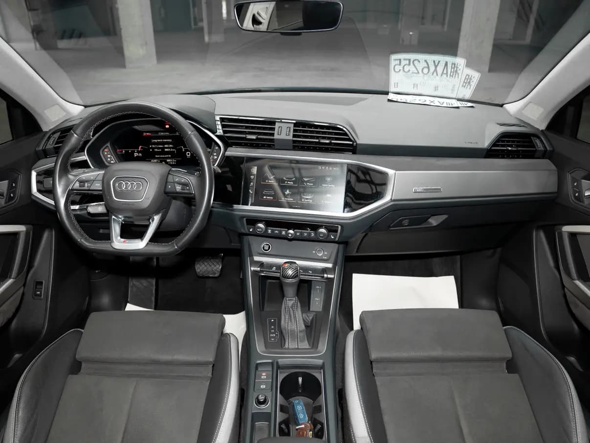 Audi Q3 2023 г. 45000 км. — фото 18