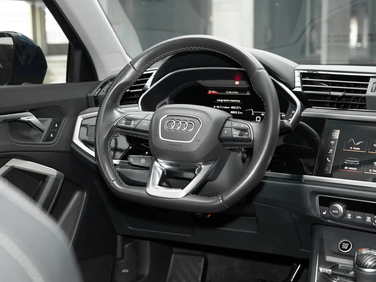 Audi Q3 2023 г. 45000 км. — фото 21