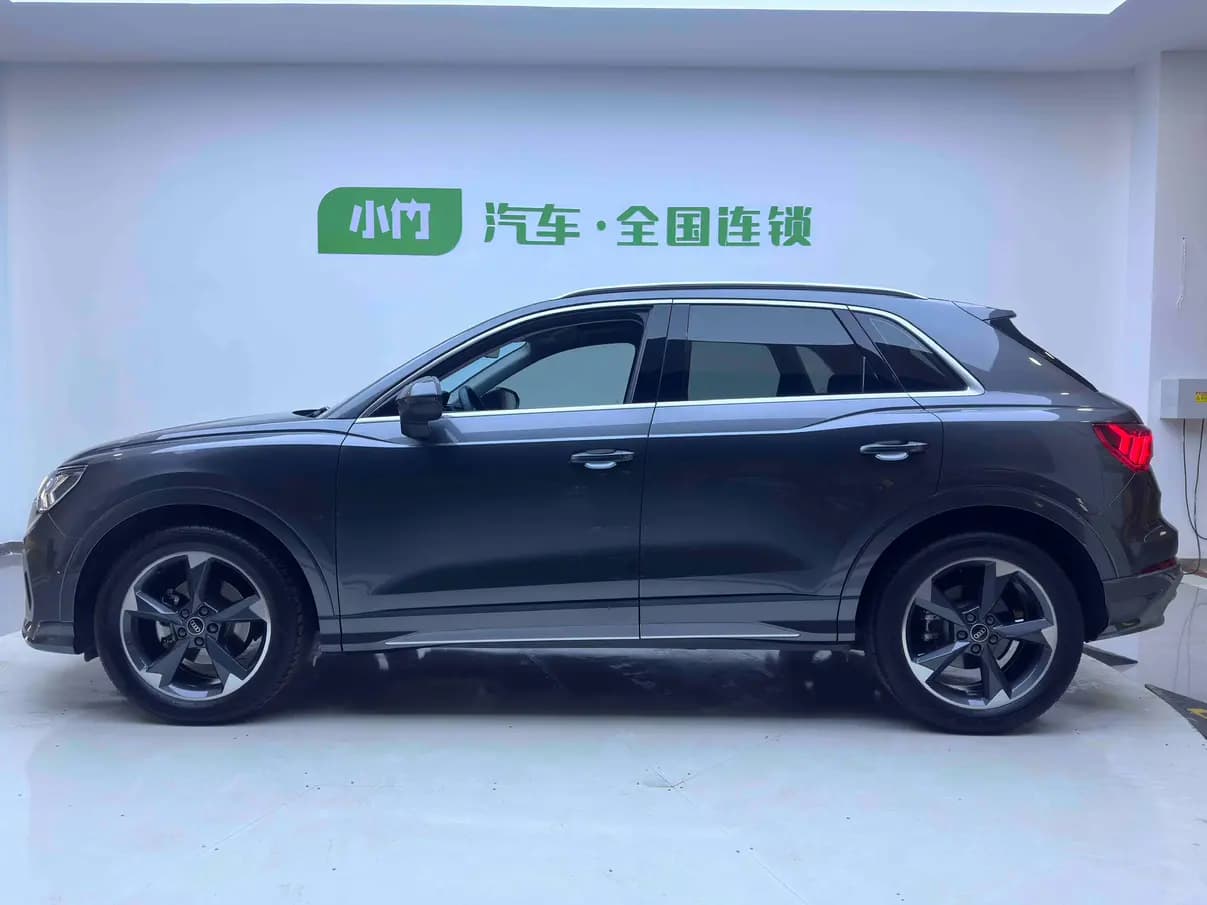 Audi Q3 2022 г. 29000 км. — фото 4