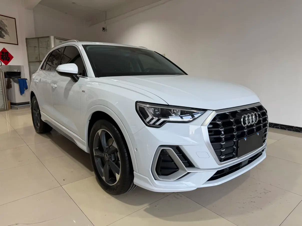Audi Q3 2022 г. 20000 км. — фото 3