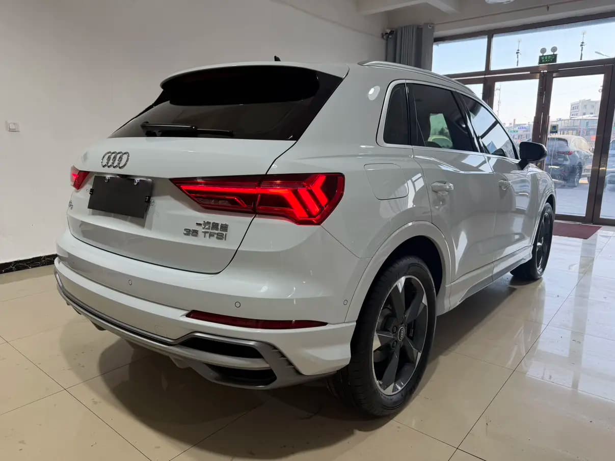 Audi Q3 2022 г. 20000 км. — фото 6