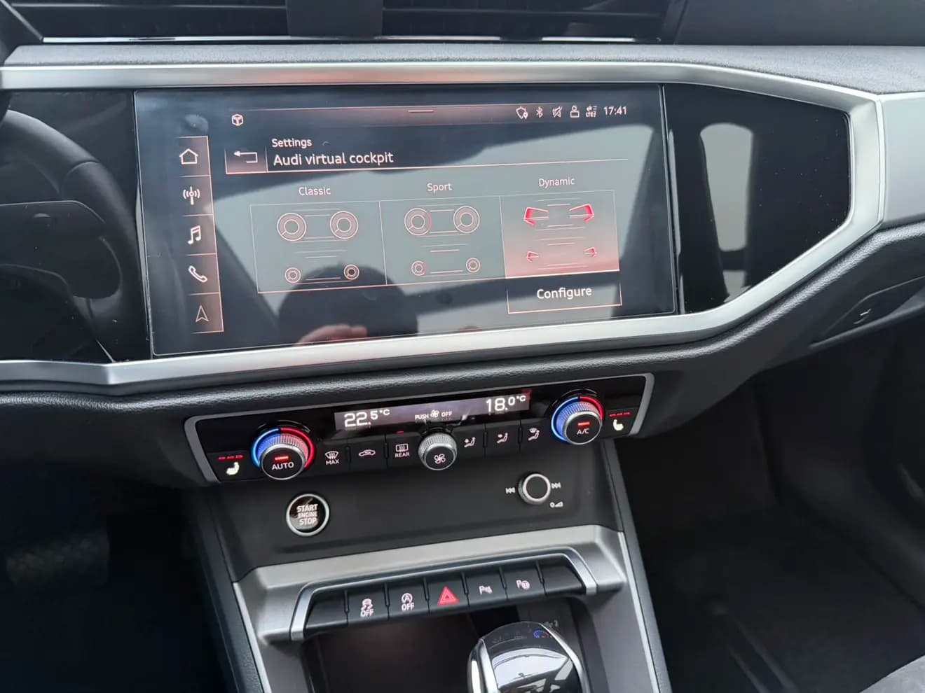 Audi Q3 2022 г. 18721 км. — фото 14