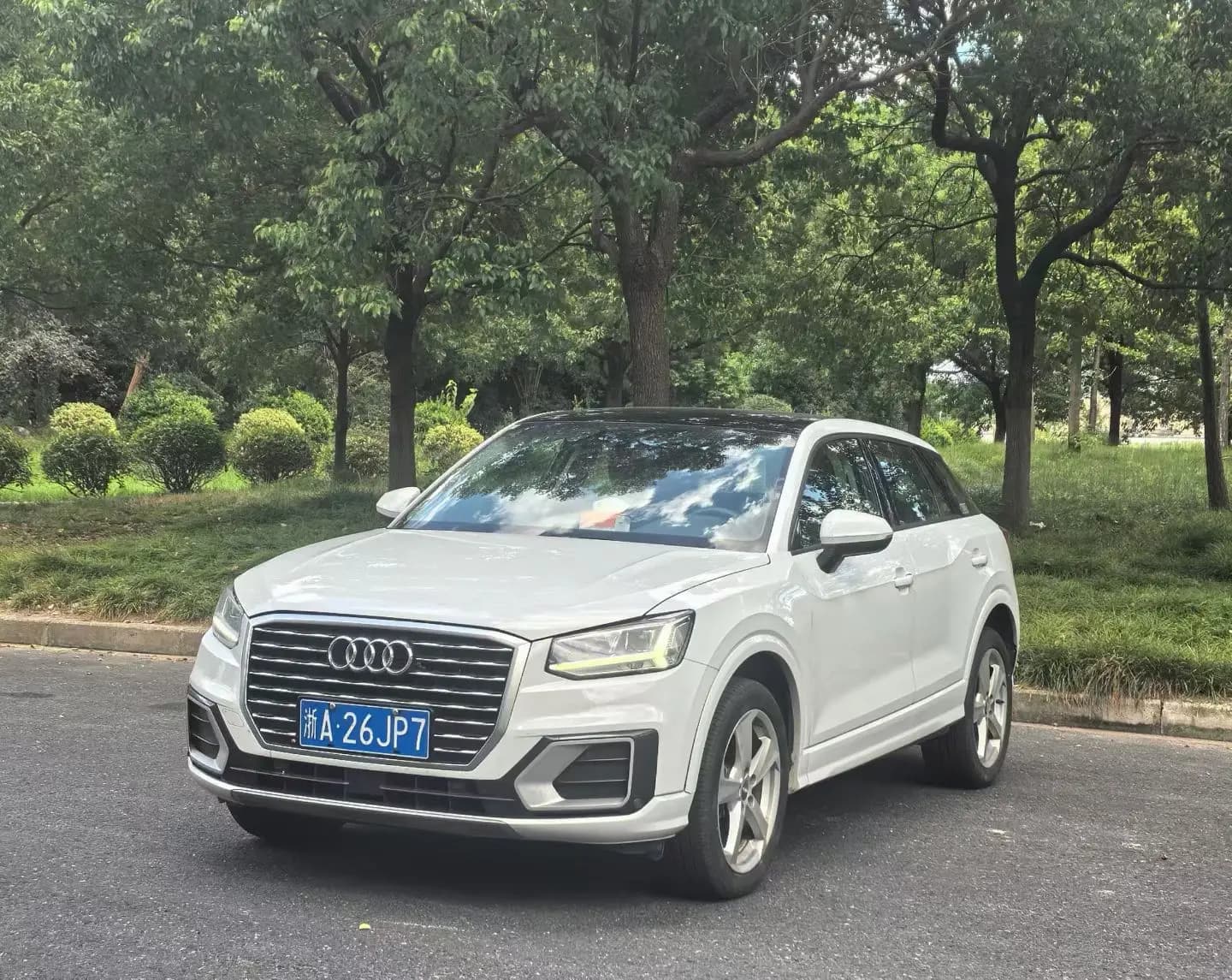 Audi Q2L 2021 г. 49045 км.