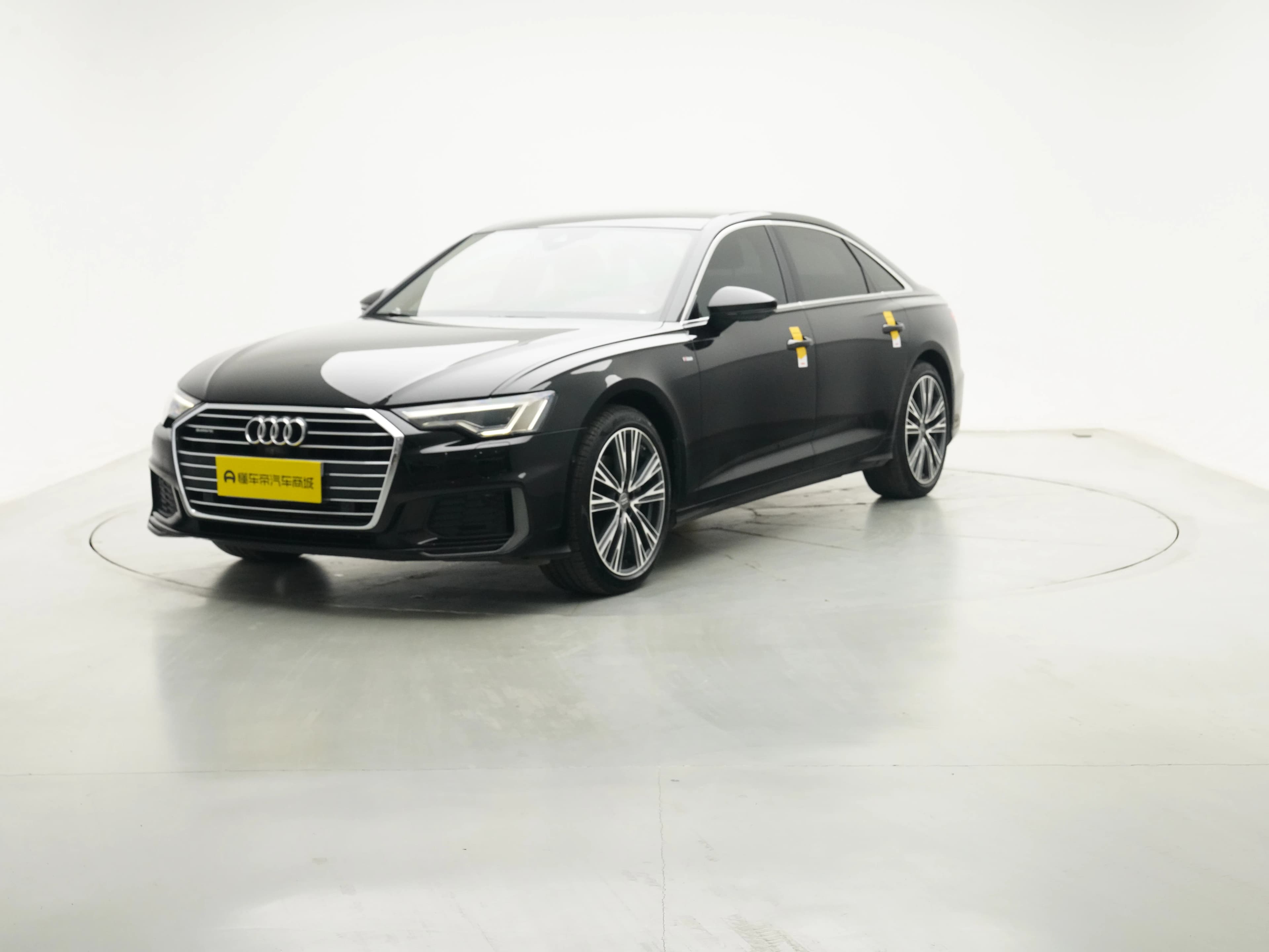 Audi A6L 2021 г. 79494 км.