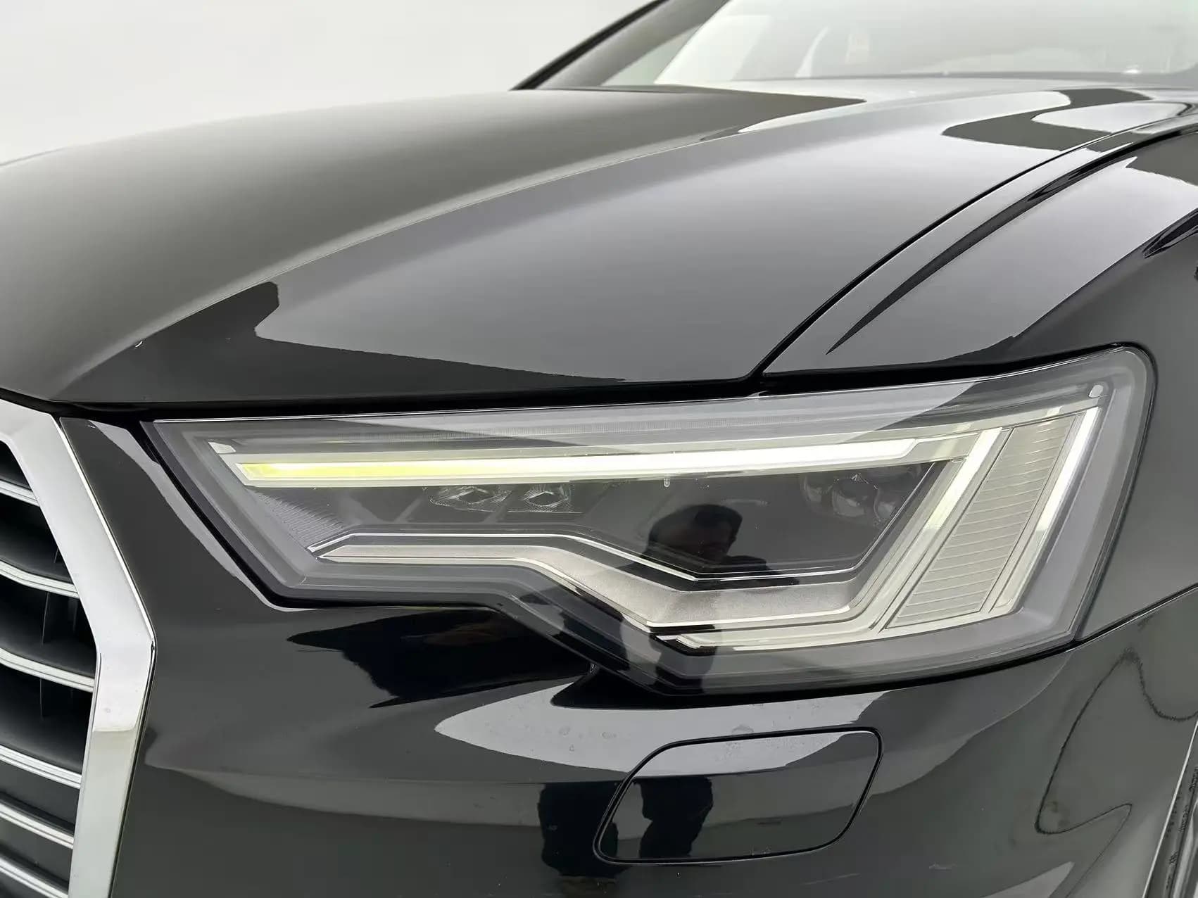 Audi A6L 2021 г. 79494 км. — фото 12